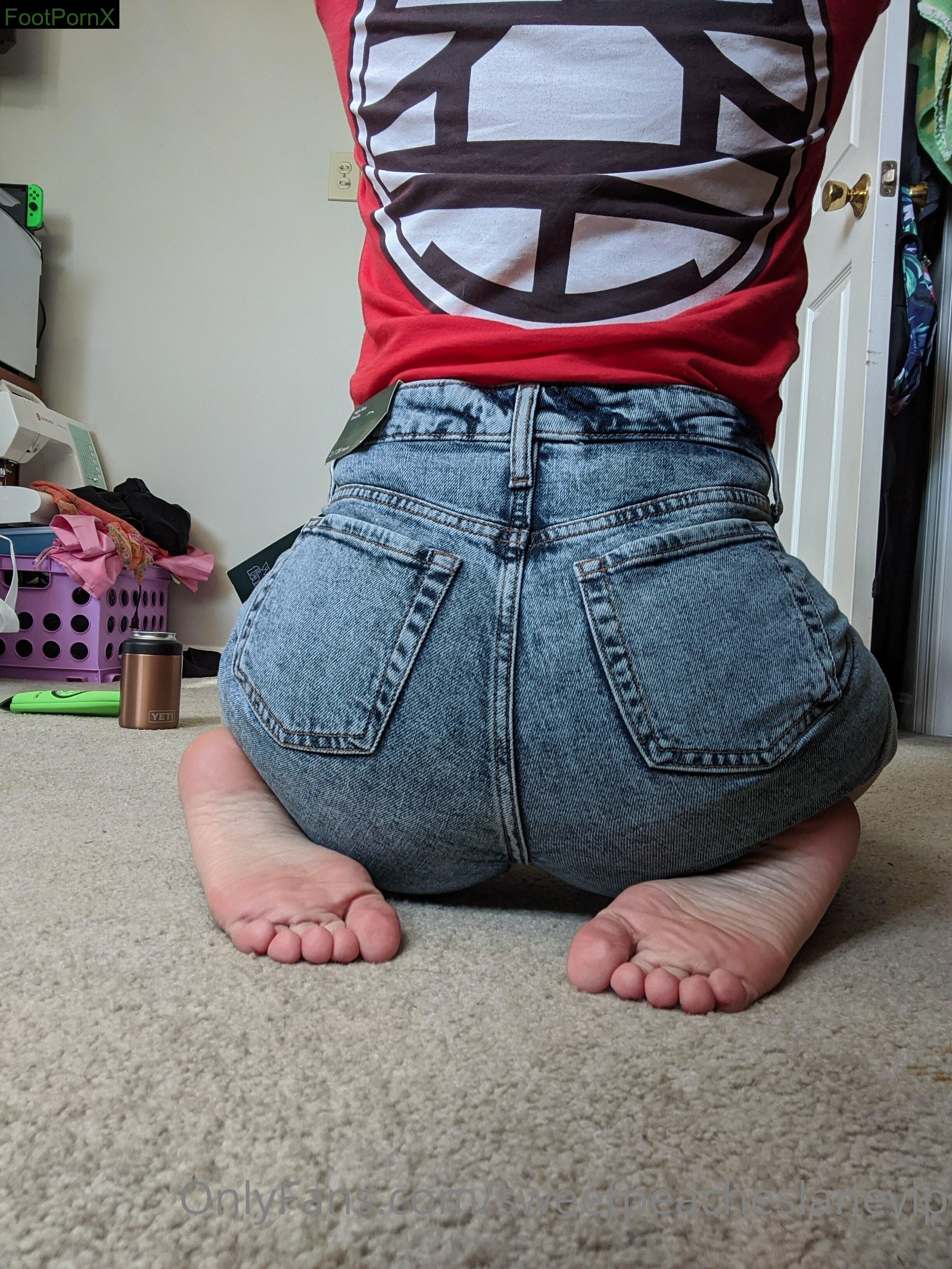 sweetpeacheslanevip feet photo 13