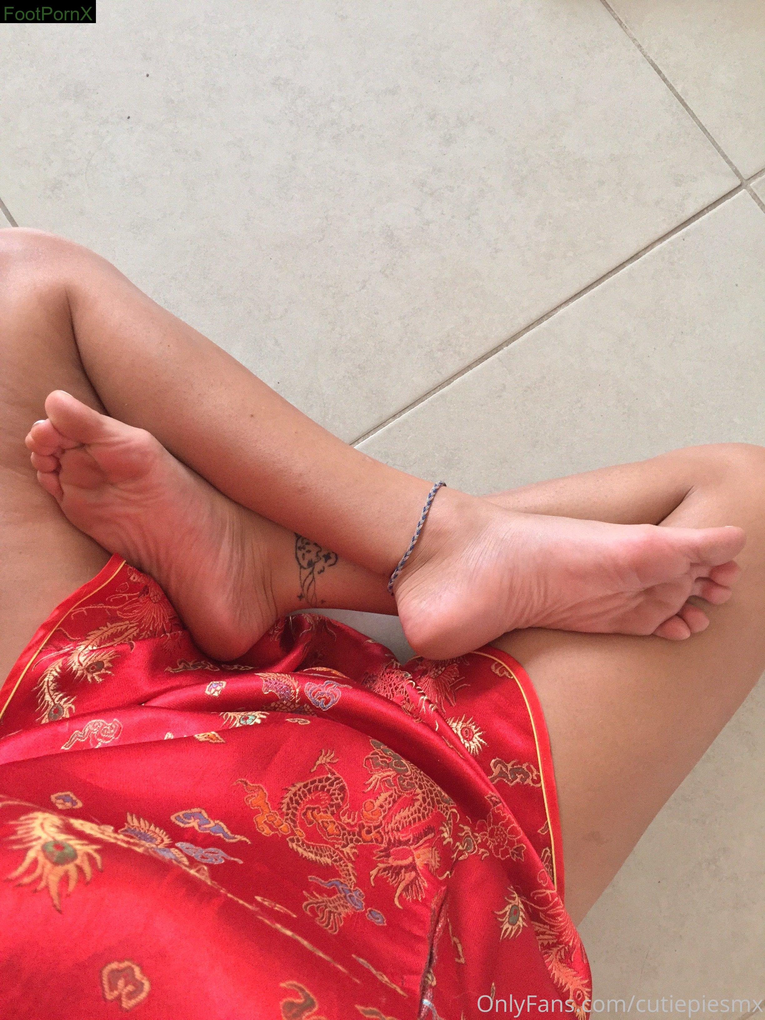 cutiepiesmx feet photo 21
