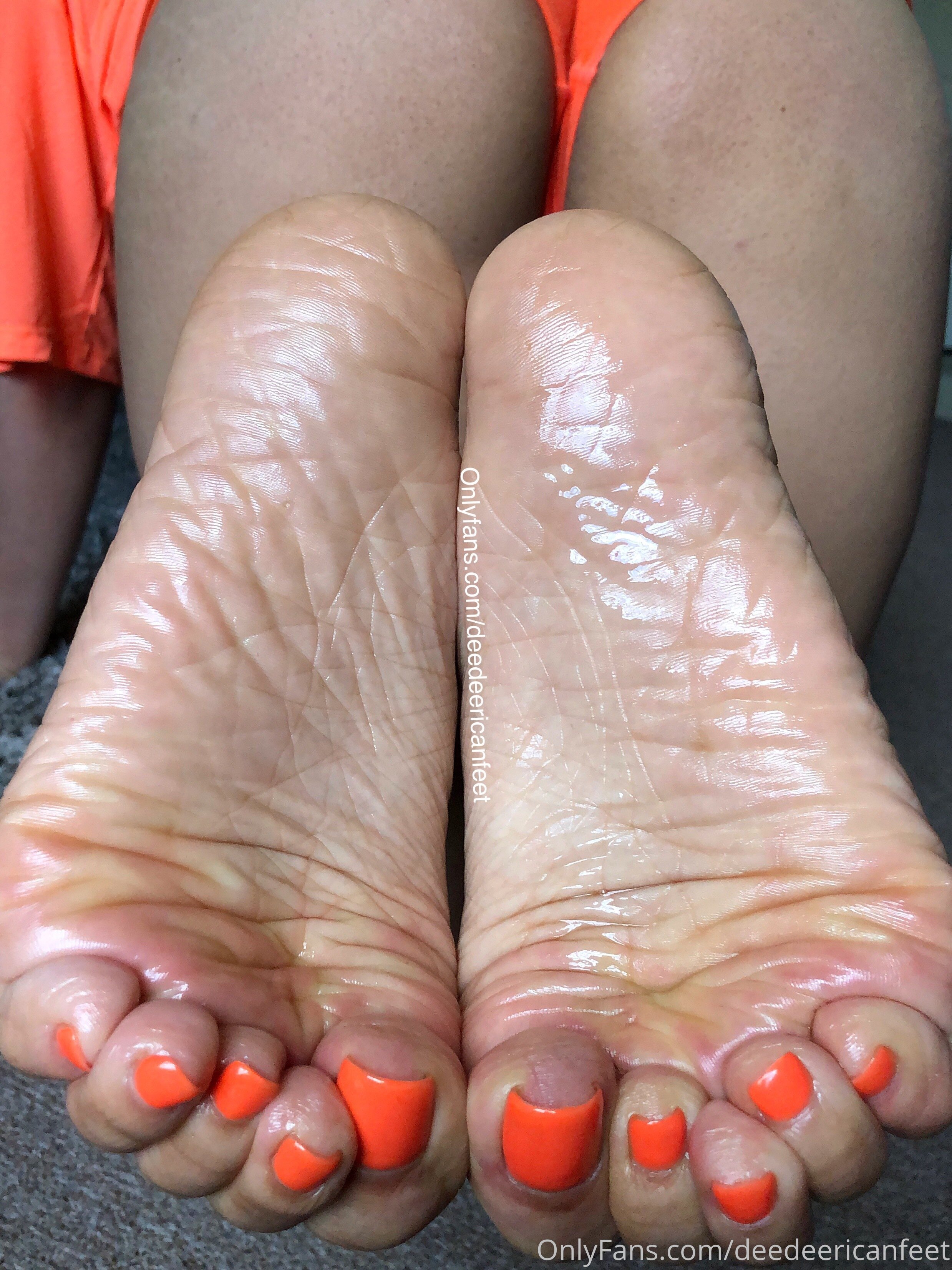 deedeericanfeet feet photo 10