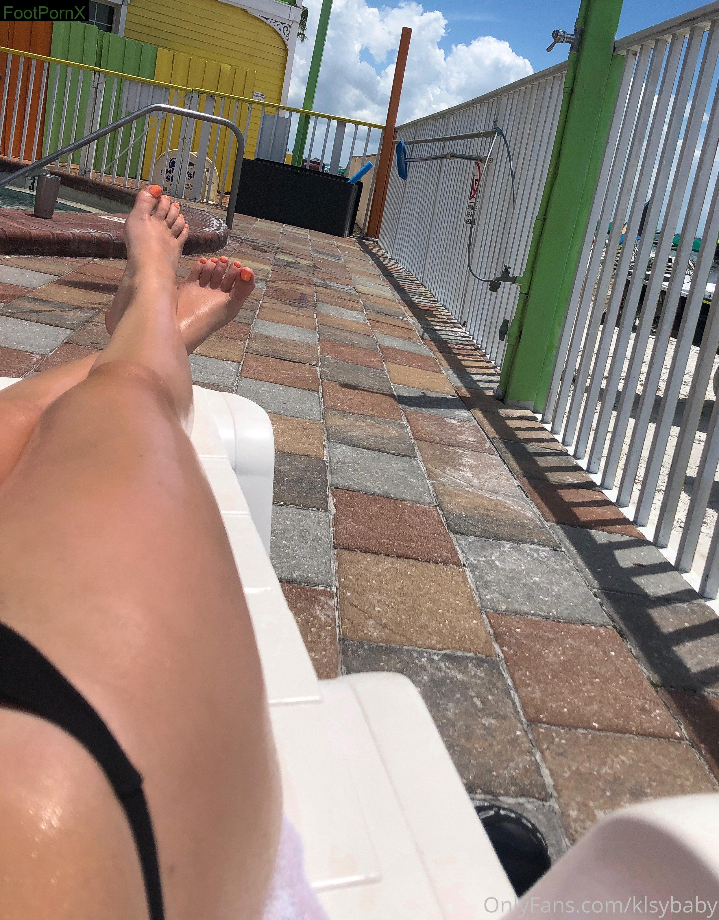 lowkeyklsy feet photo 5