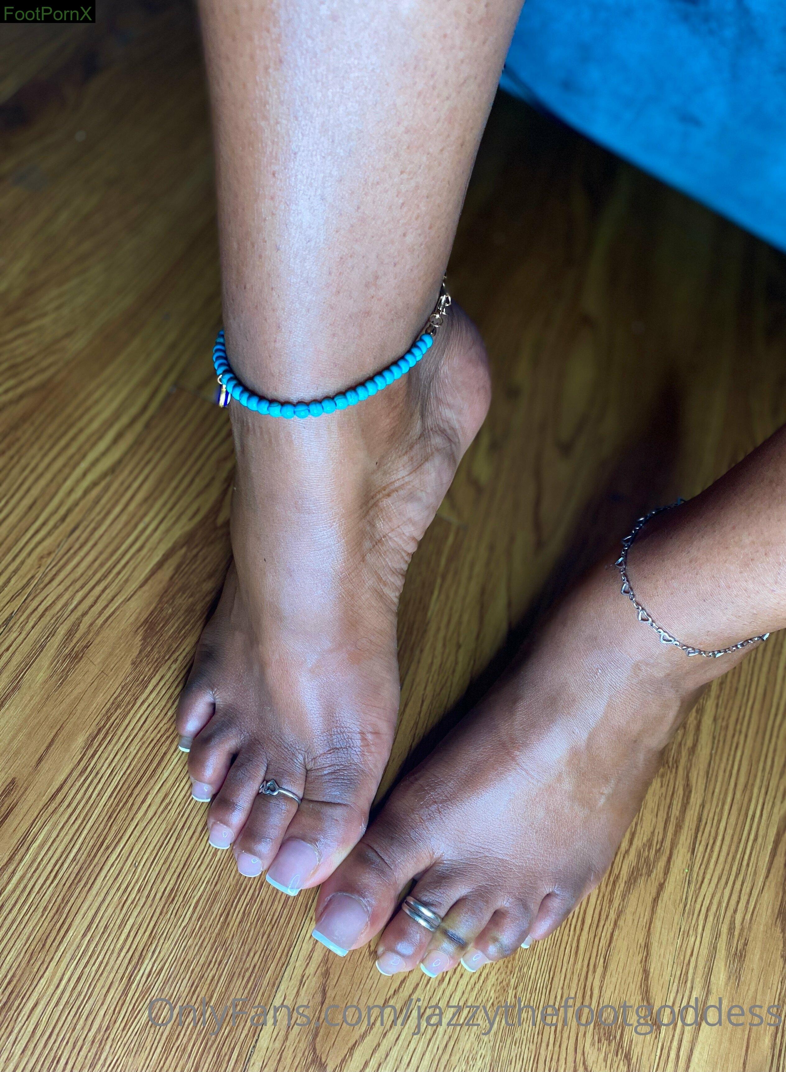 jazzythefootgoddess feet photo 12