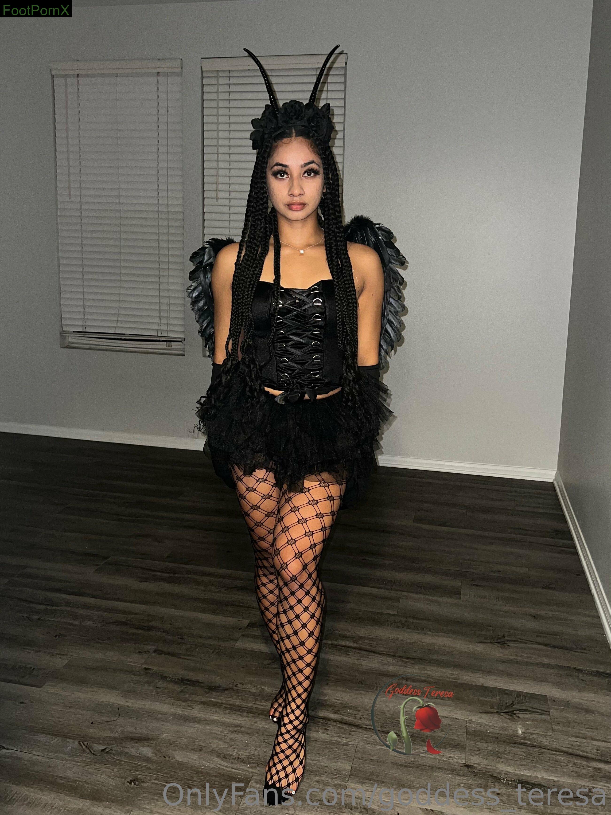 goddess_teresa feet photo 20