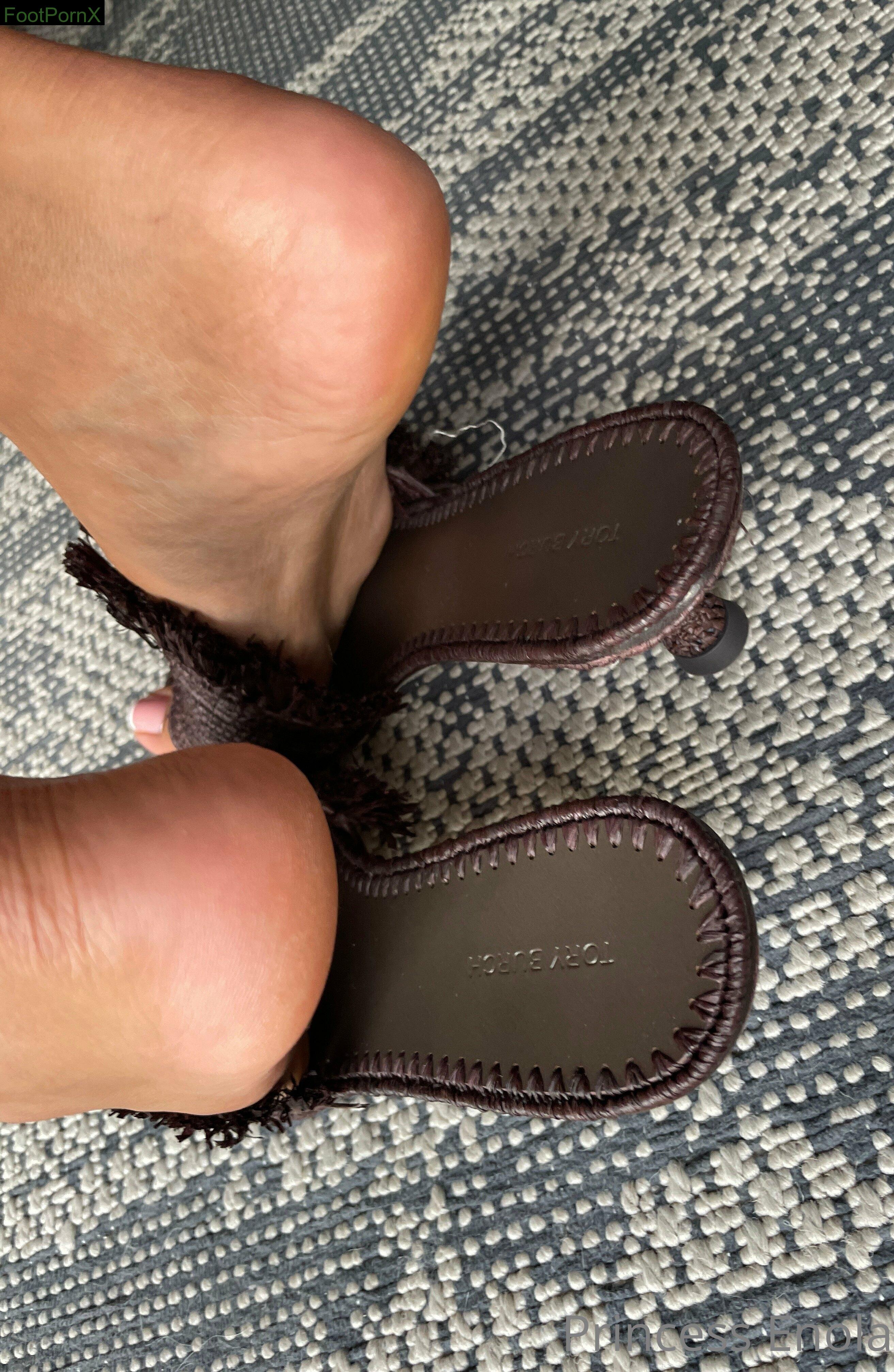 princess_enola feet photo 24