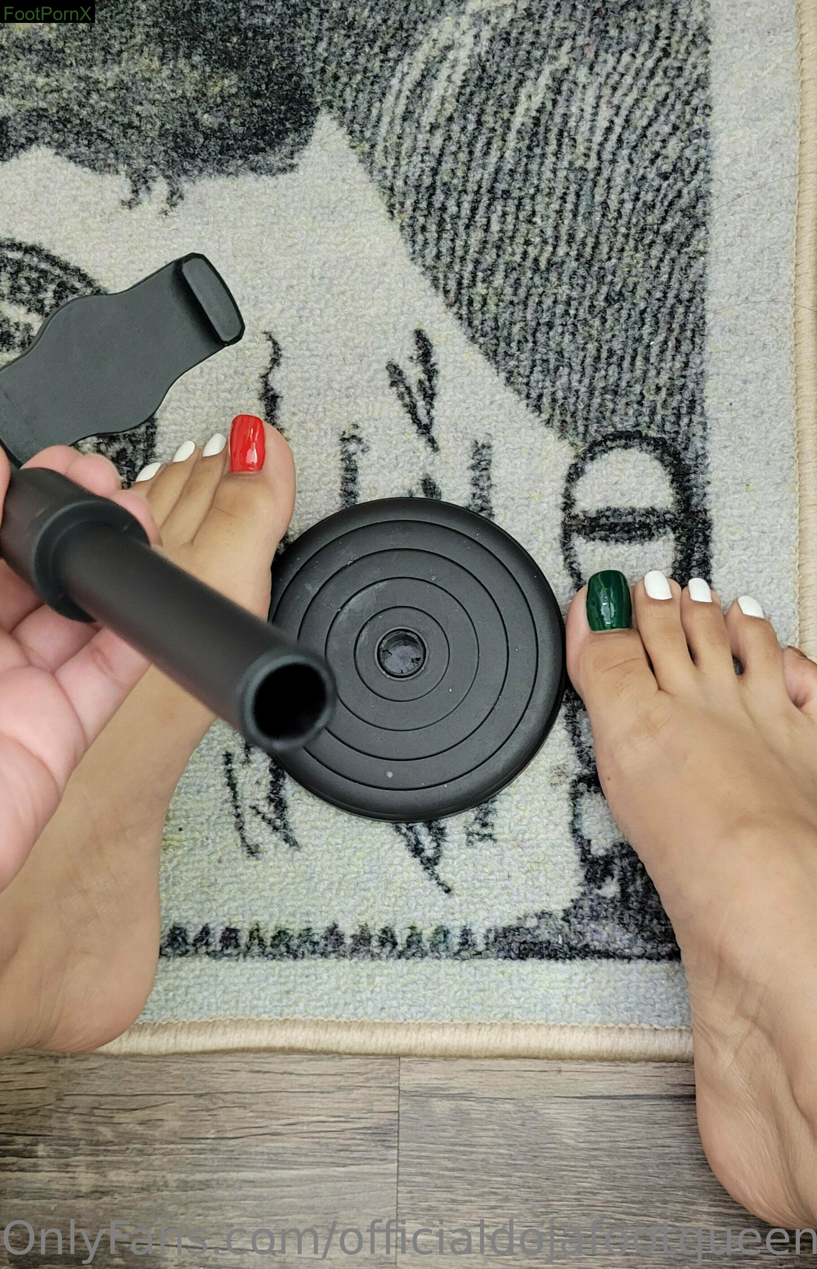 officialdojafootqueen feet photo 3