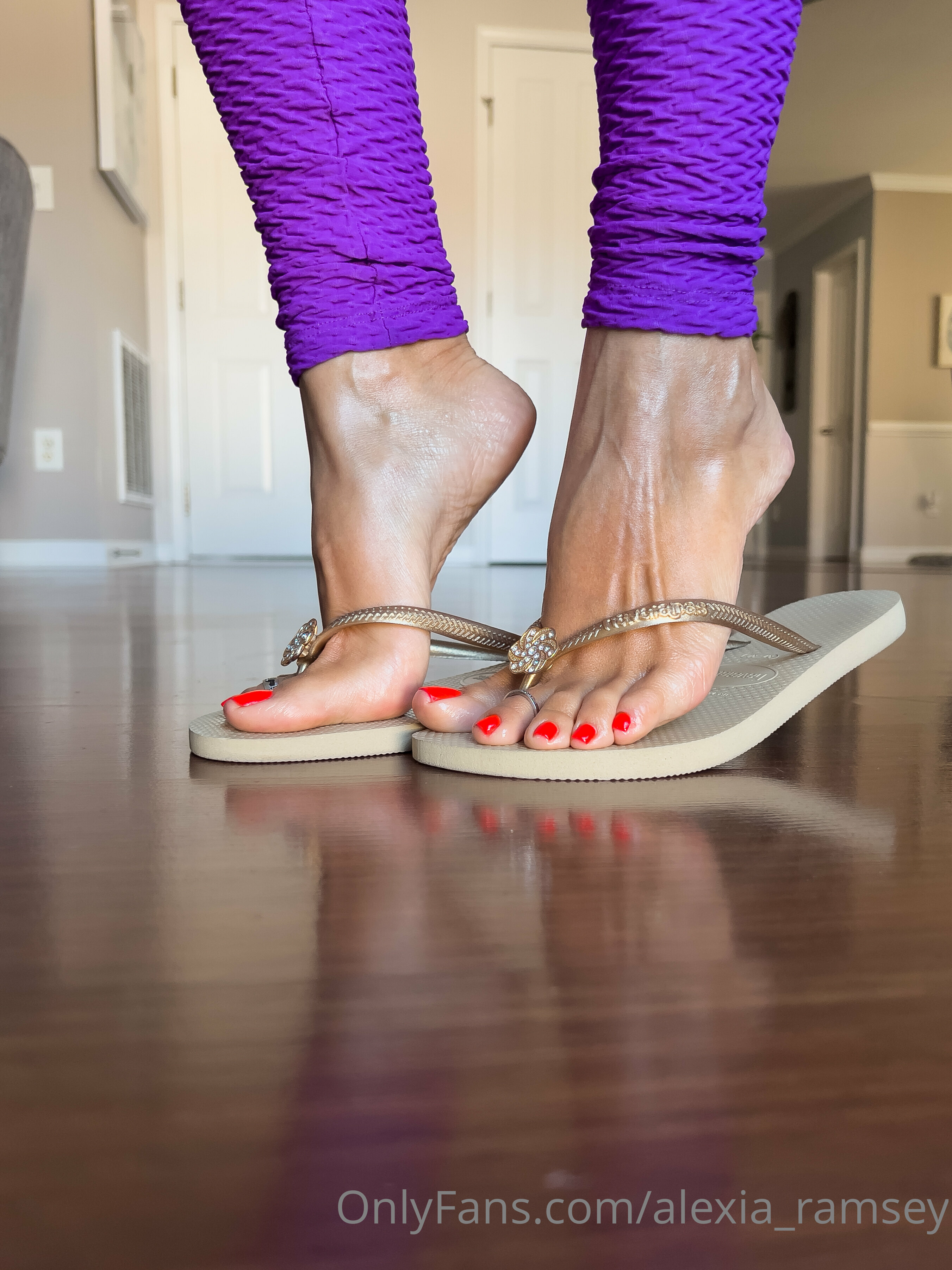 alexia_ramsey feet photo 7