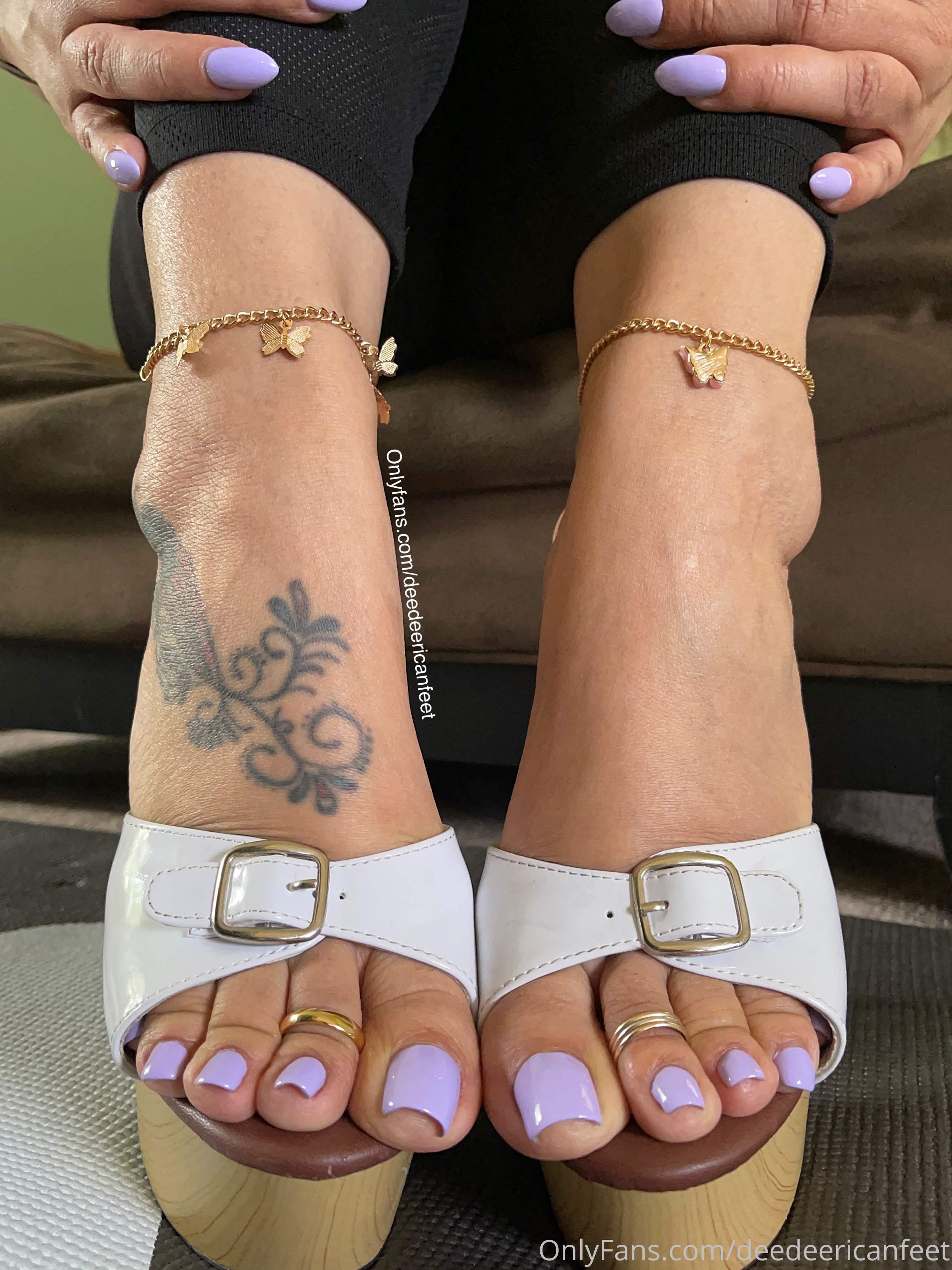 deedeericanfeet feet photo 22