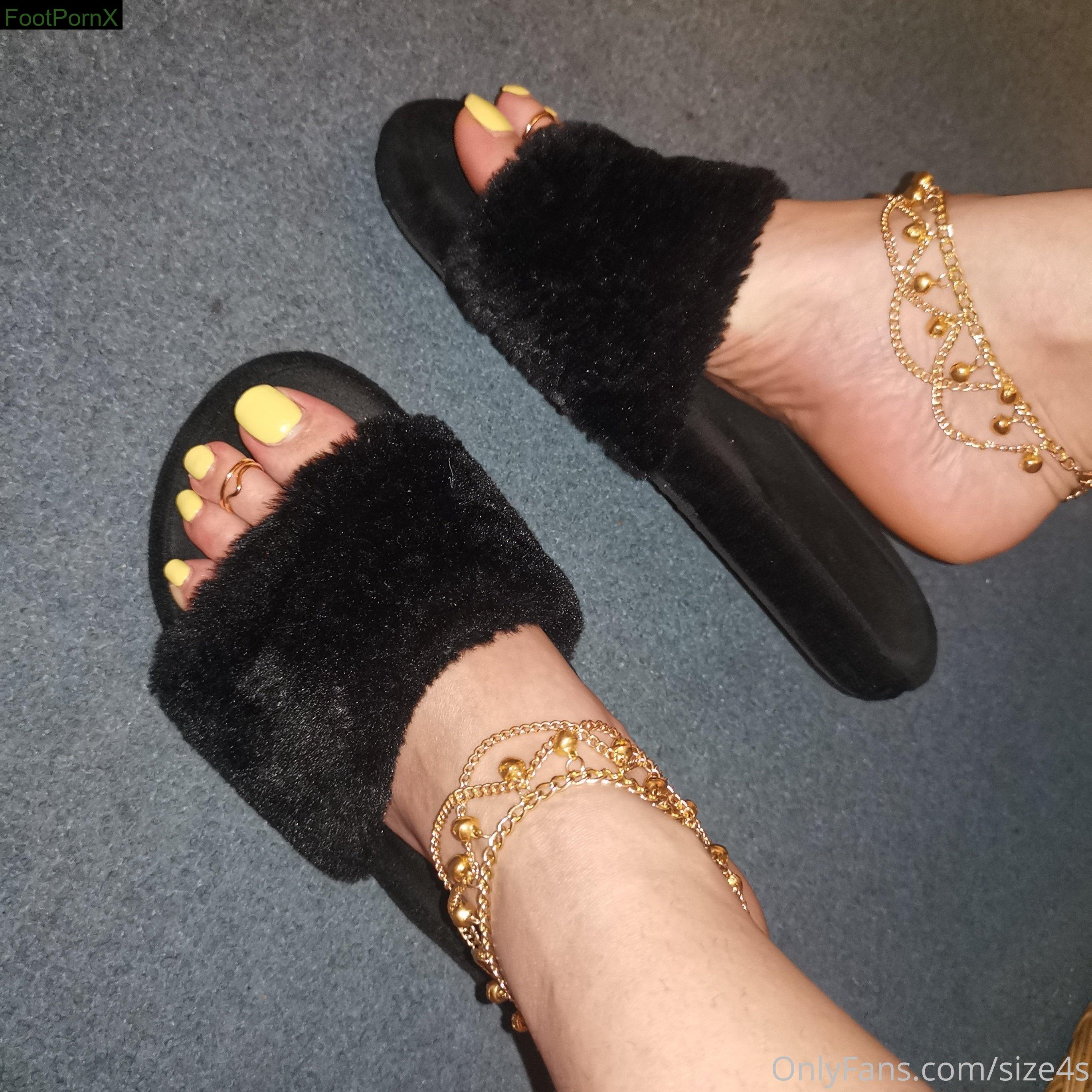 size4s feet photo 23