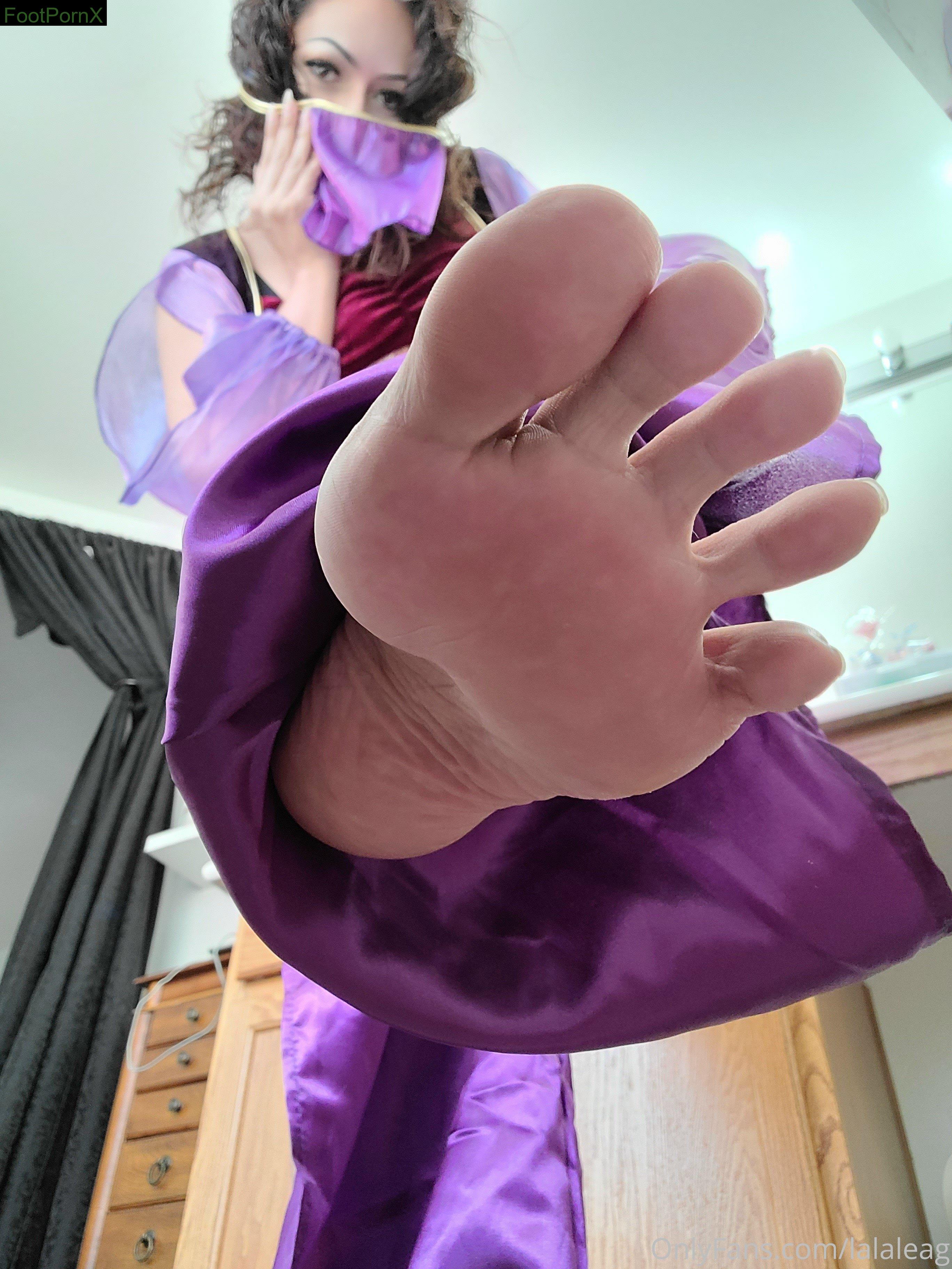 moon_soles2 feet photo 19