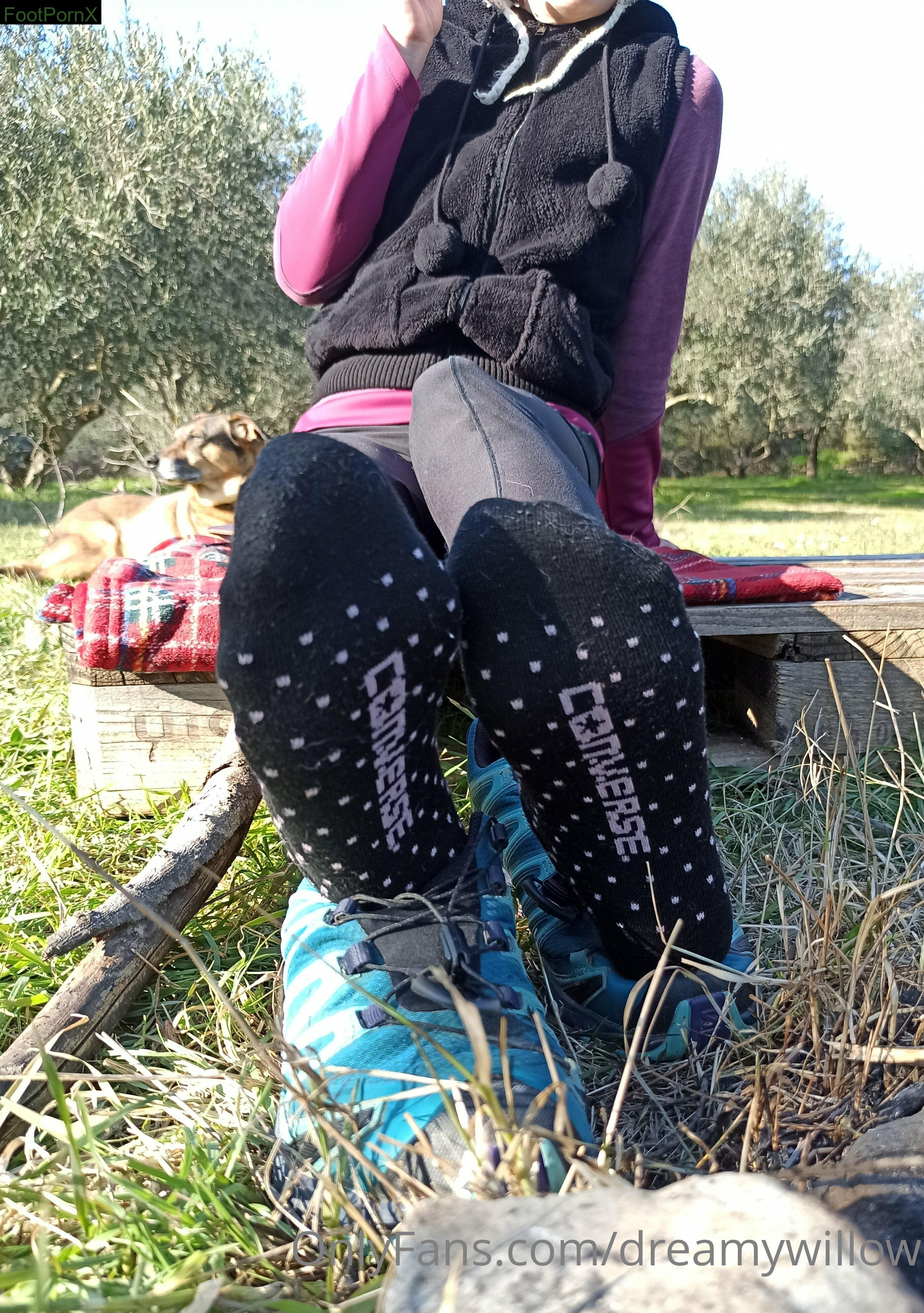 dreamywillow feet photo 19