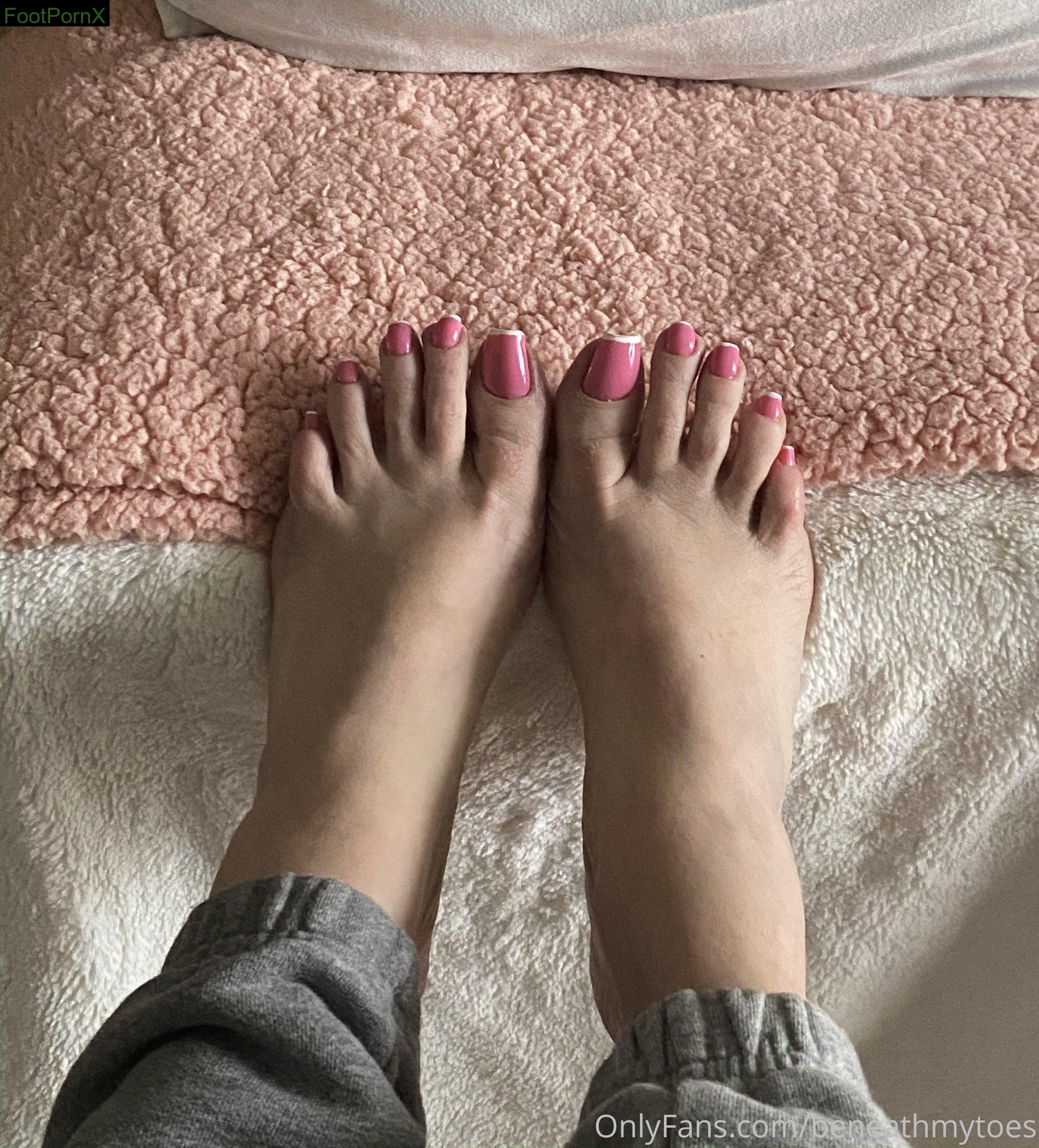 beneathmytoes feet photo 8