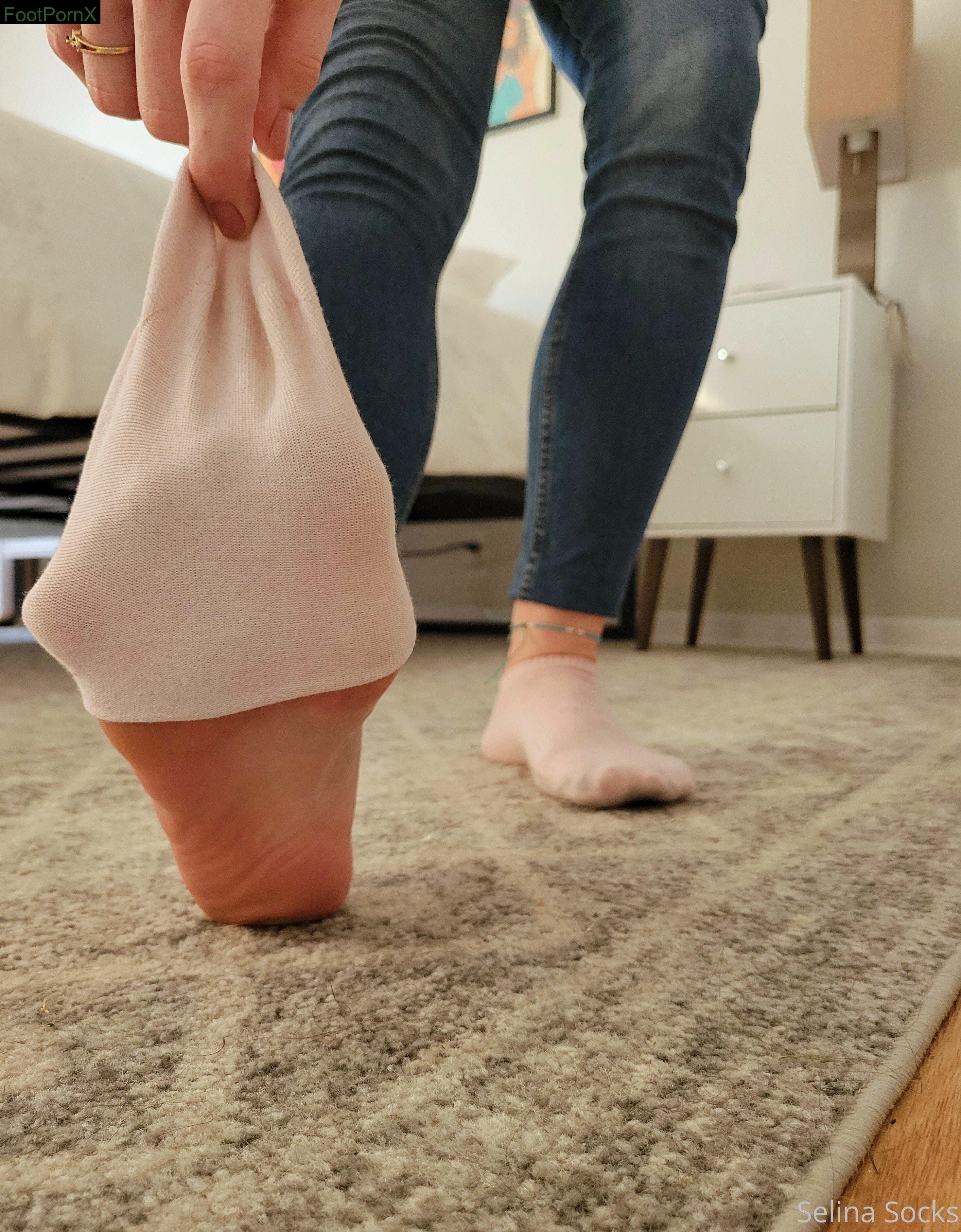 selinasocks feet photo 19