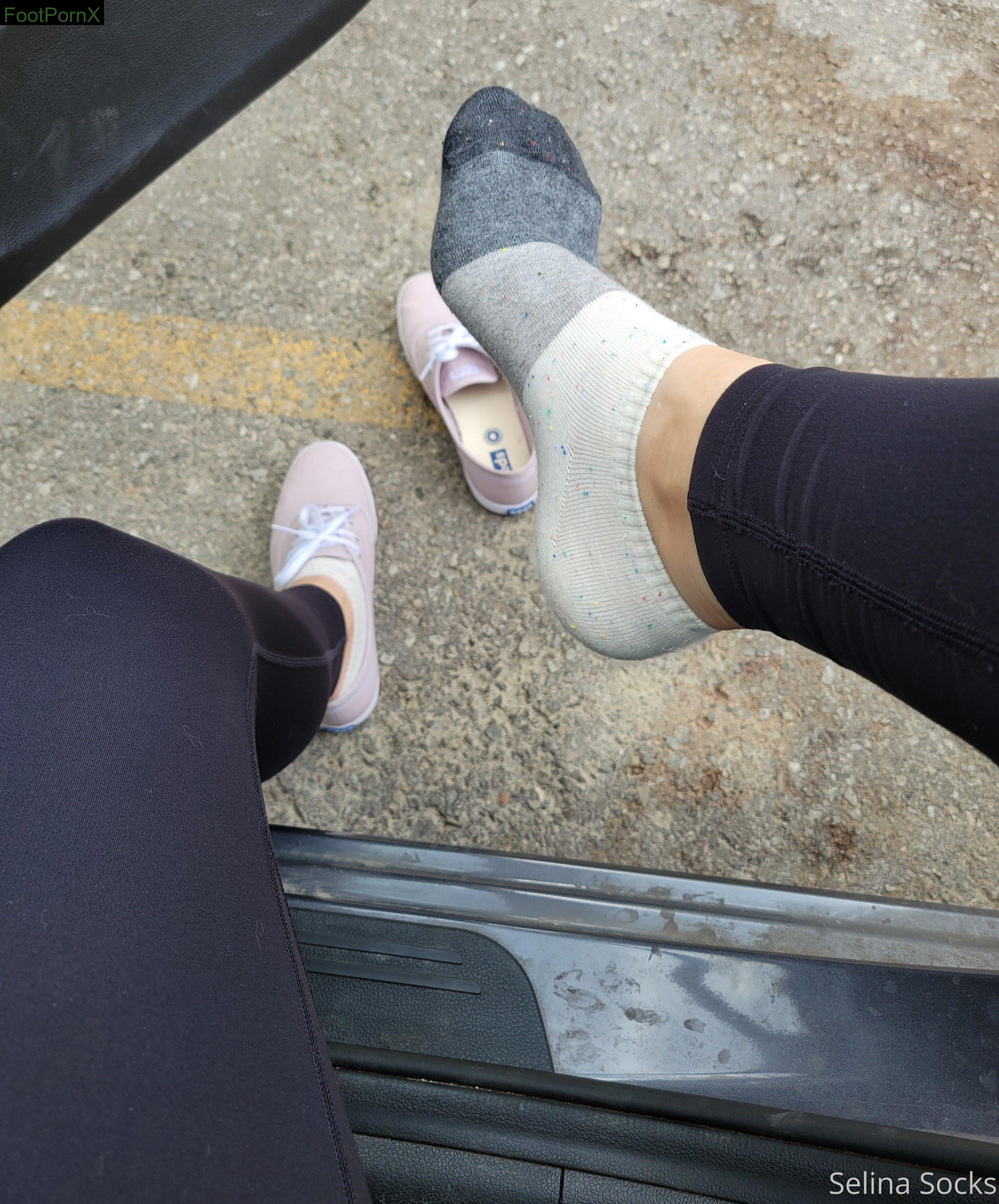 selinasocks feet photo 22