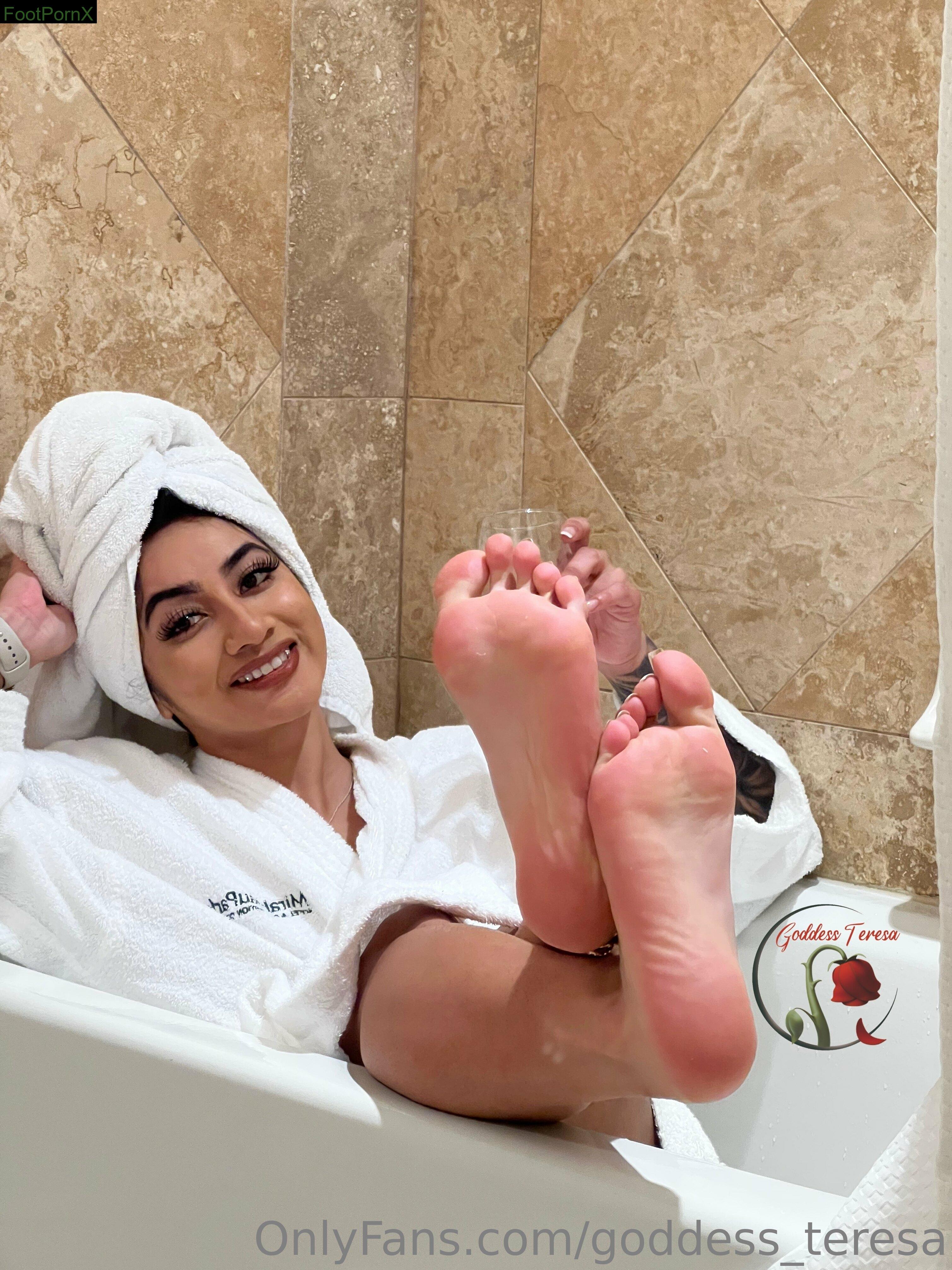 goddess_teresa feet photo 15
