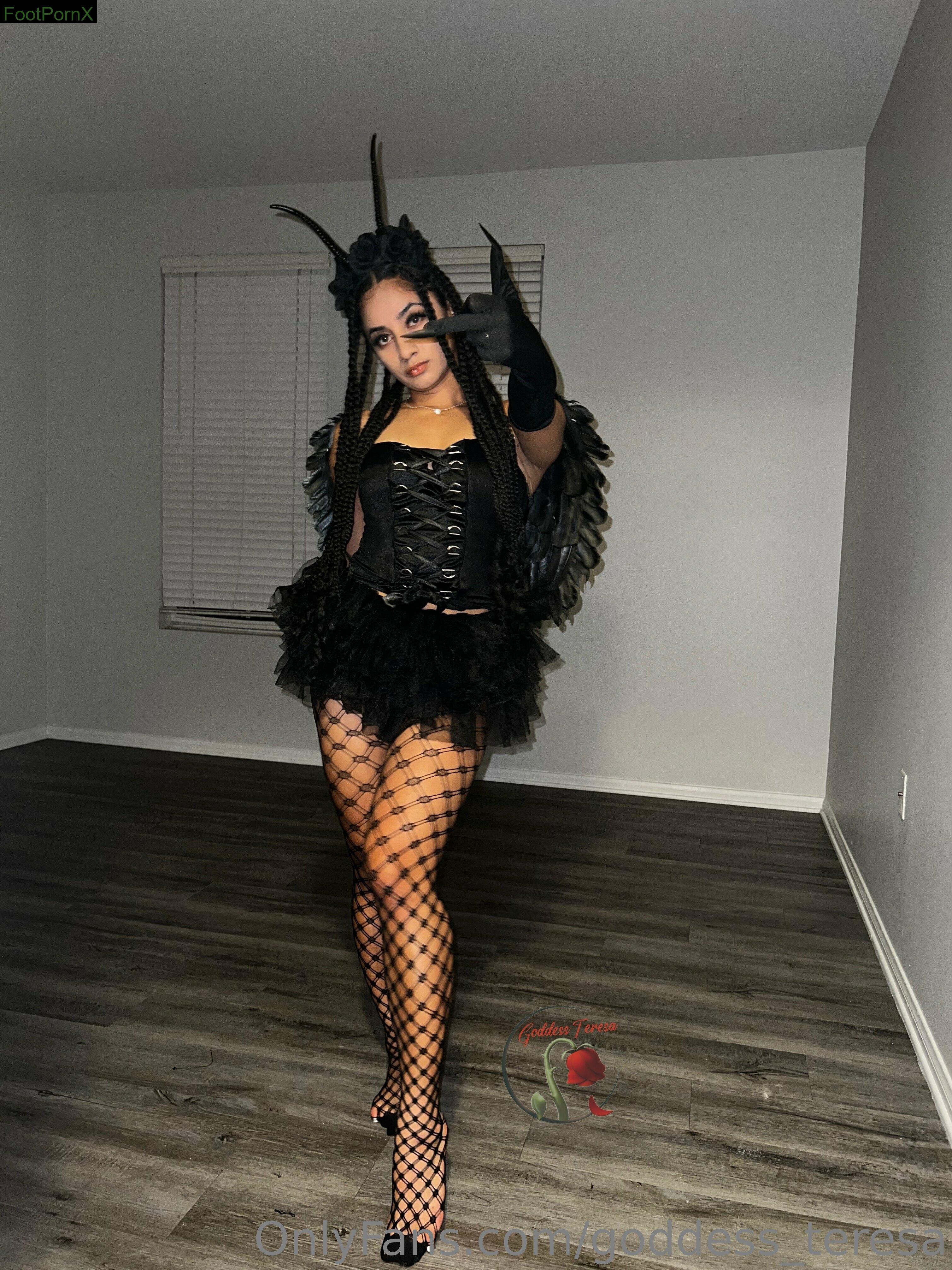 goddess_teresa feet photo 12