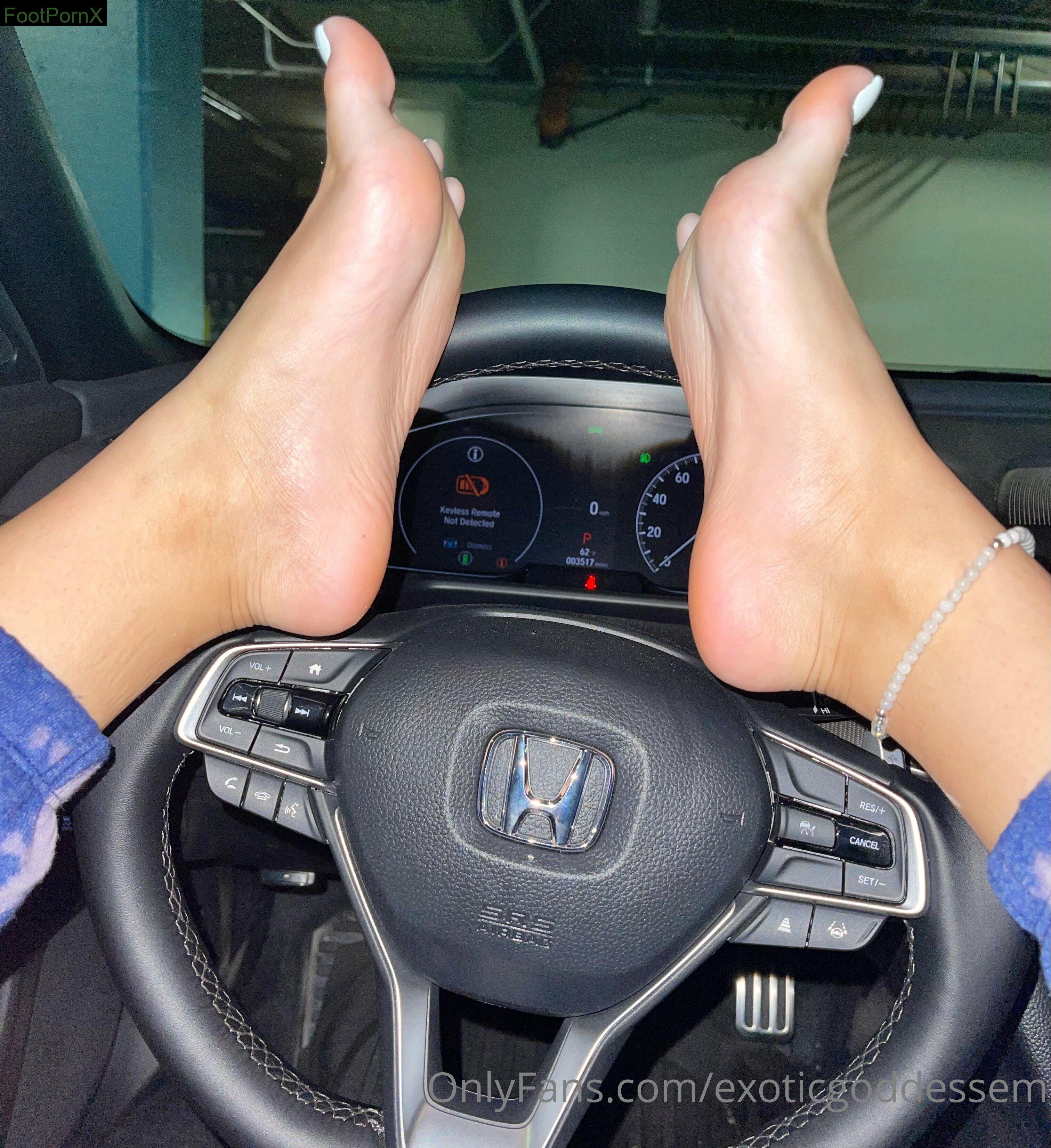 exoticgoddessem feet photo 4