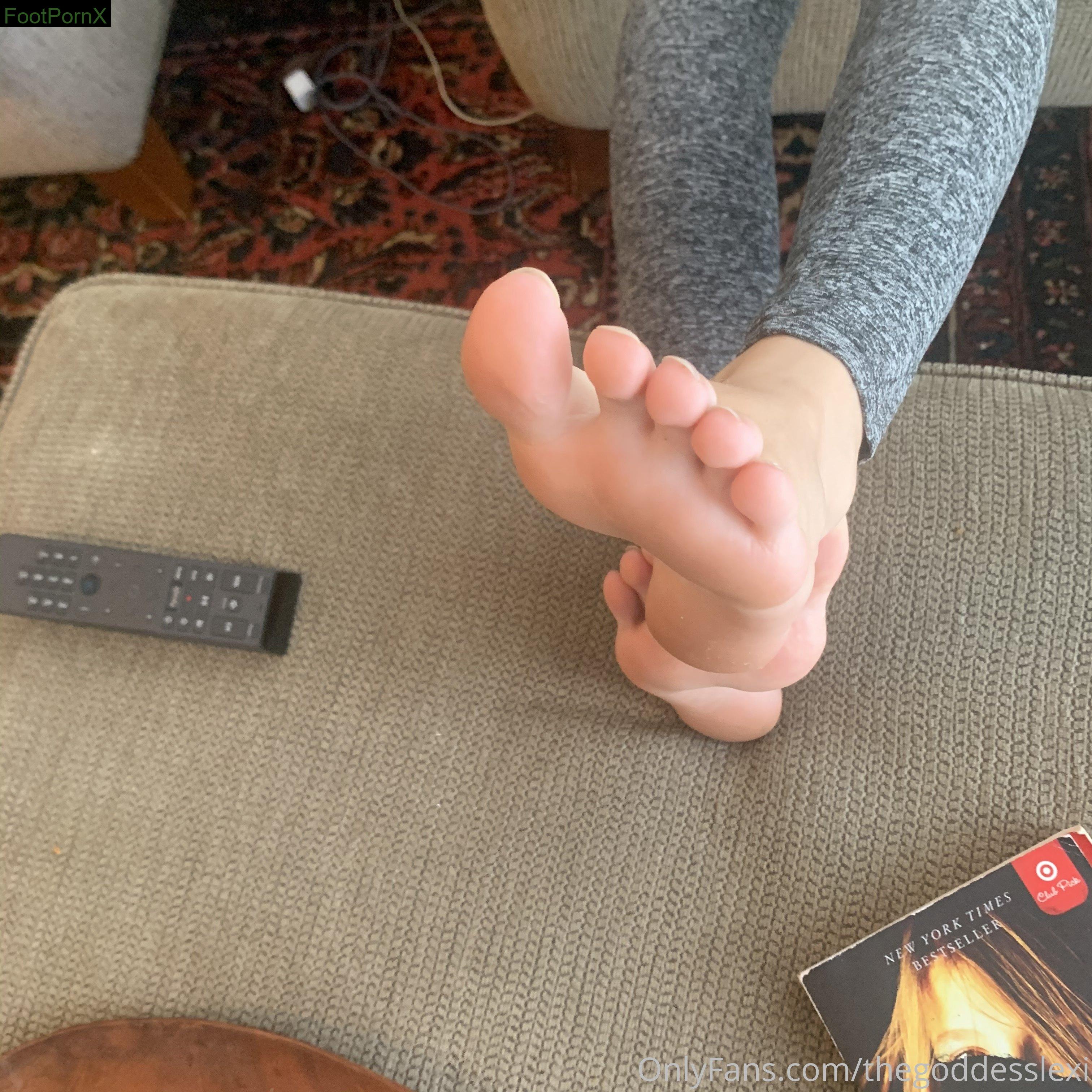thegoddesslexi feet photo 4