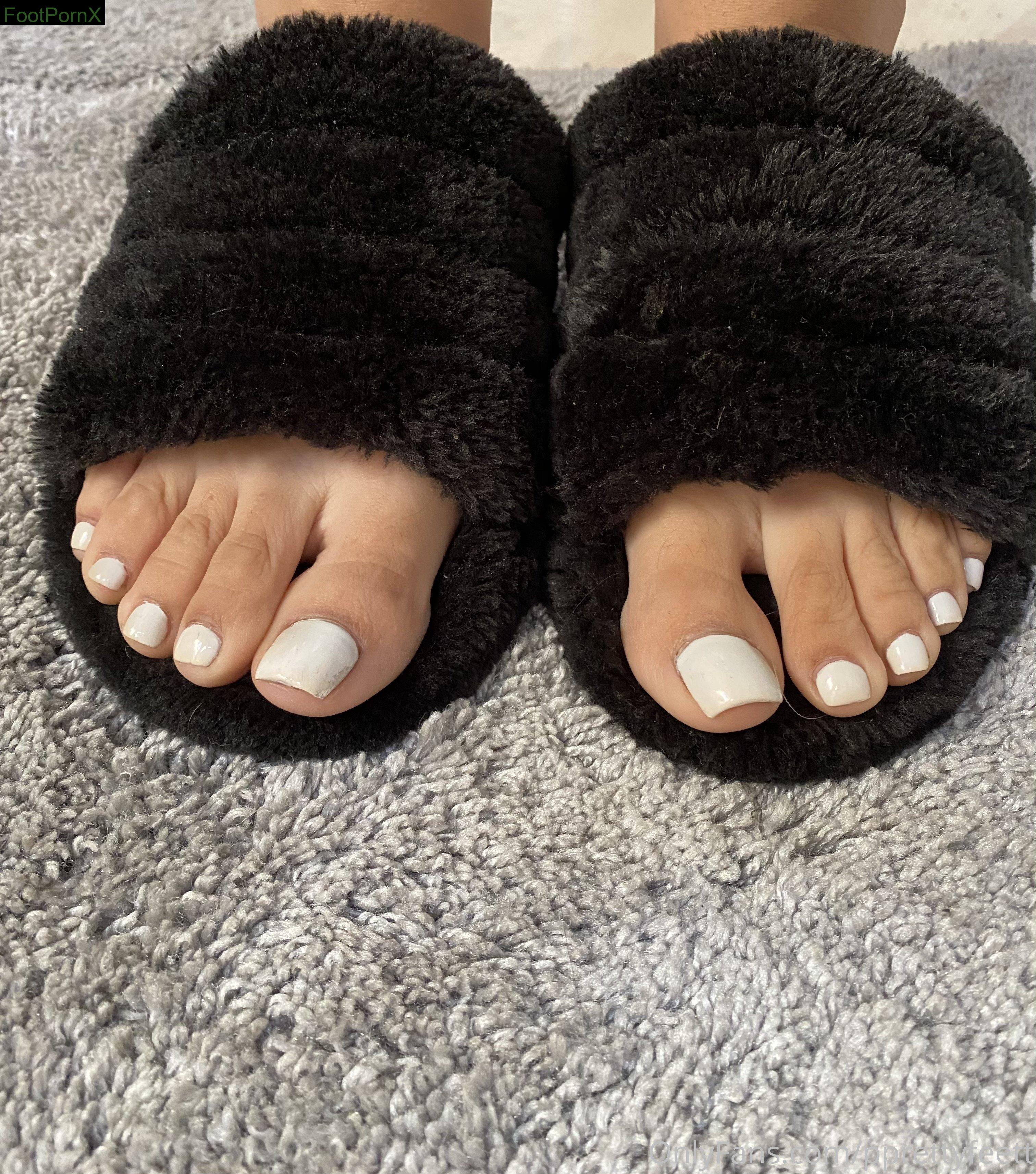 pprettyfeett feet photo 3