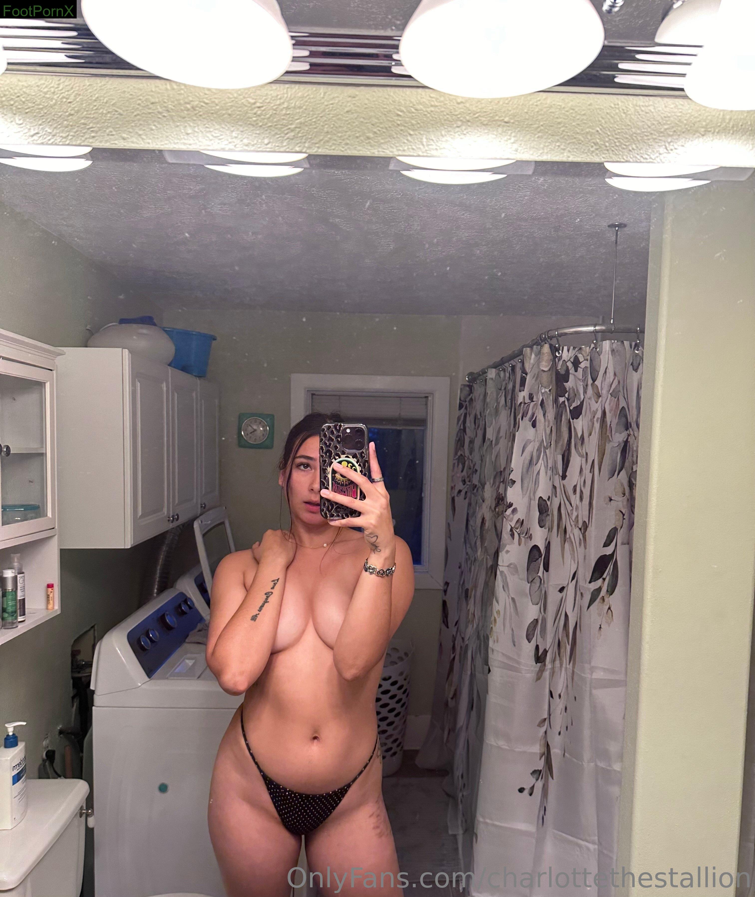 charlottethestallion feet photo 12