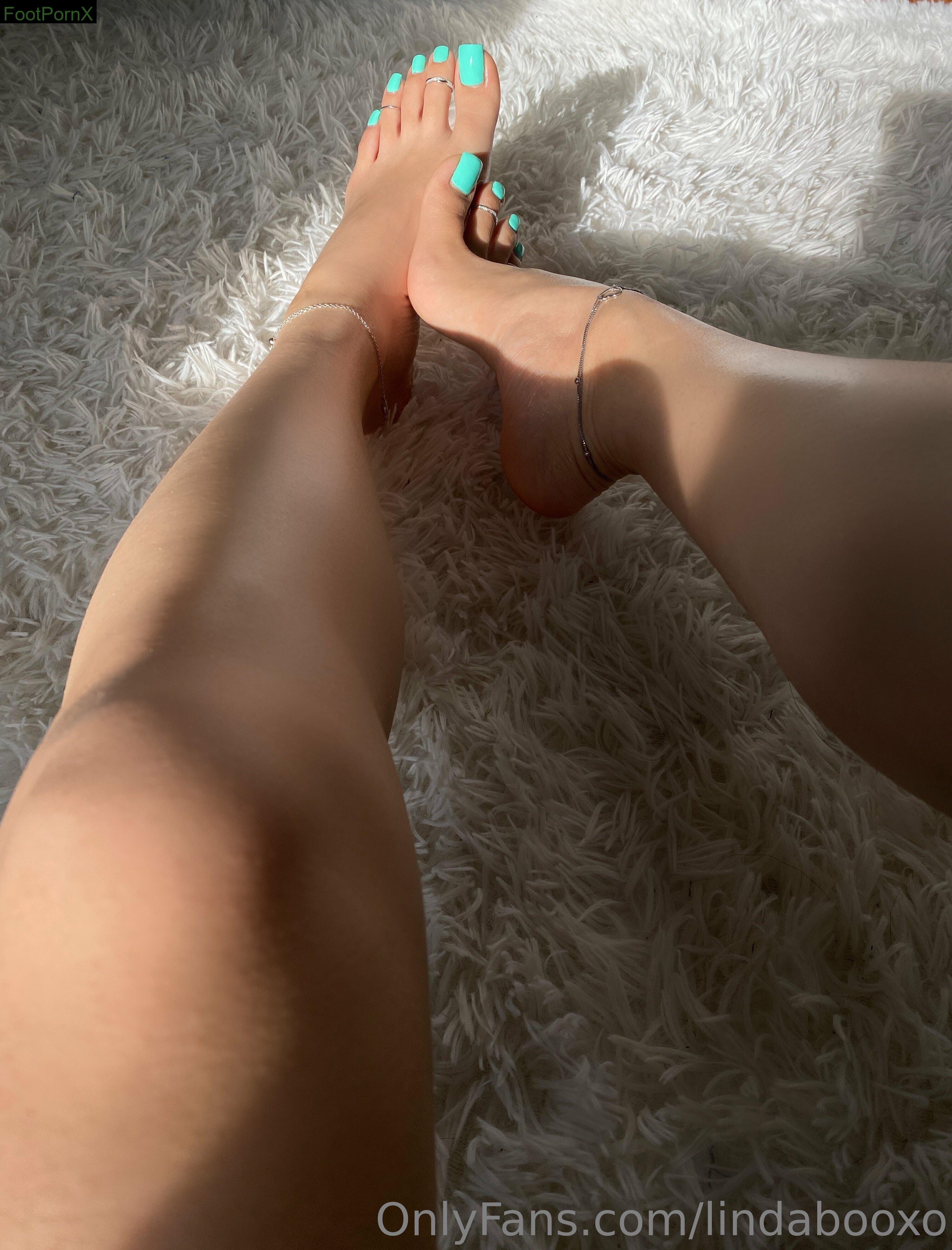 lindabooxo feet photo 14