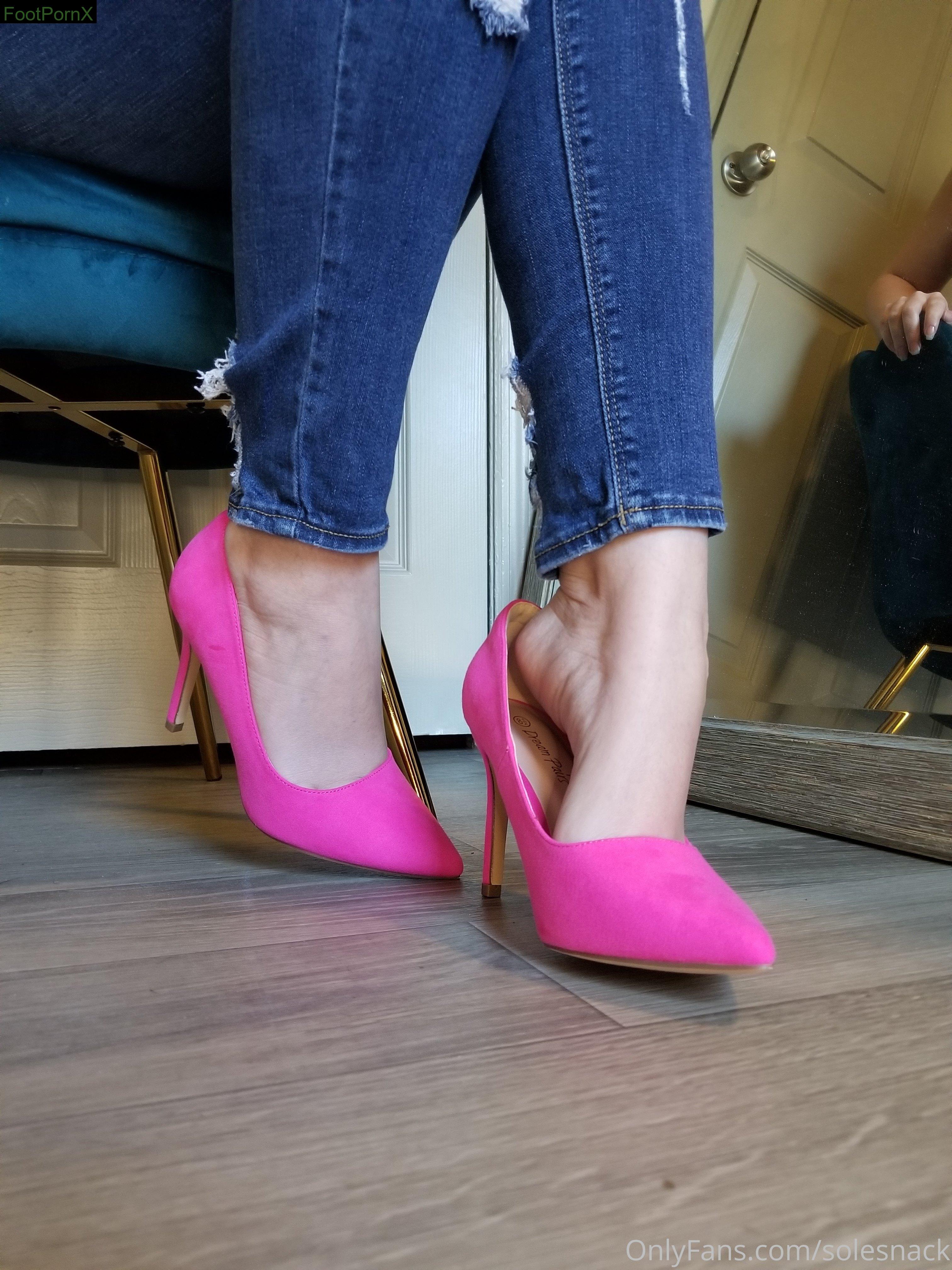 solesnack feet photo 20