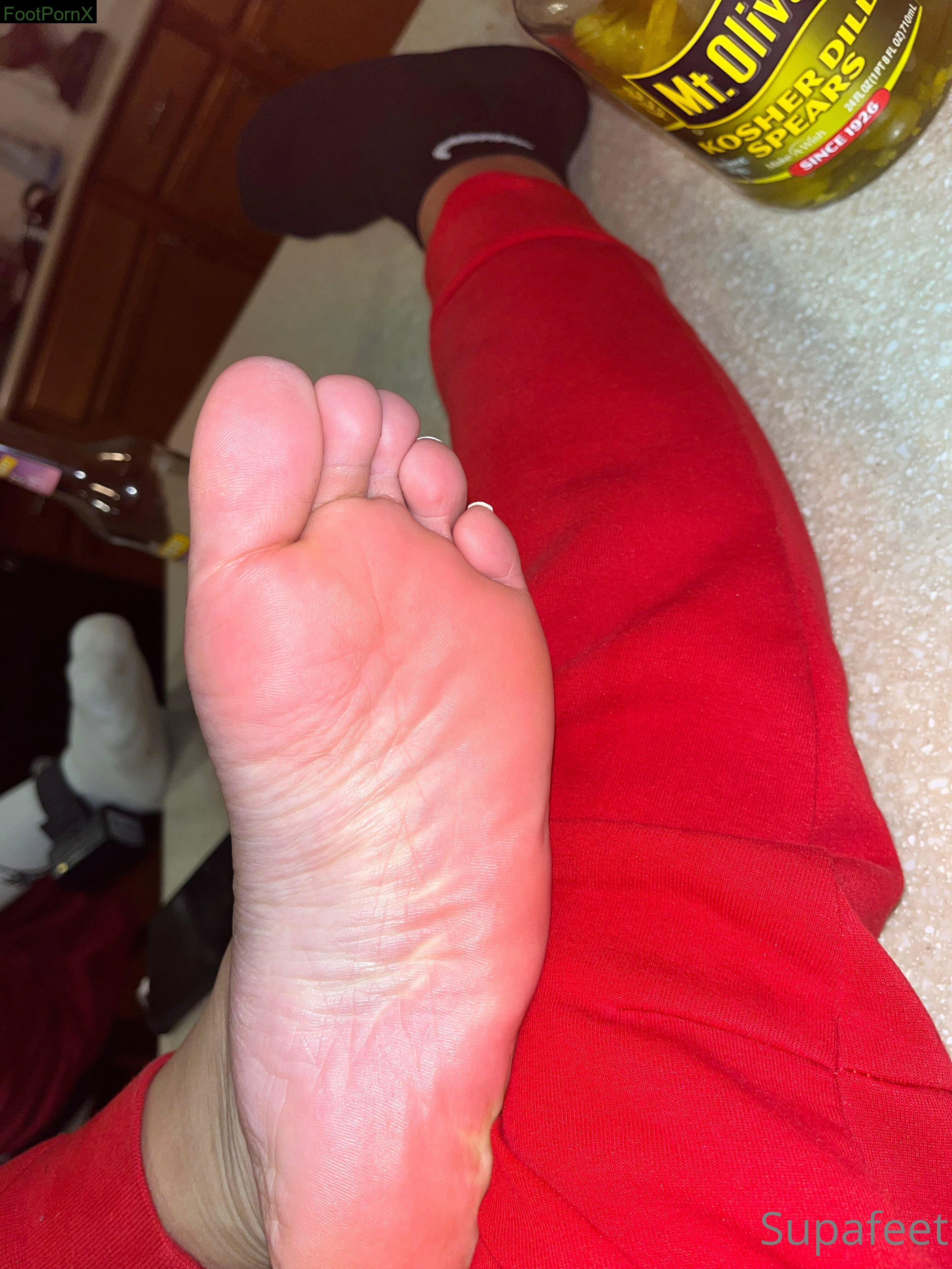 supafeet feet photo 5