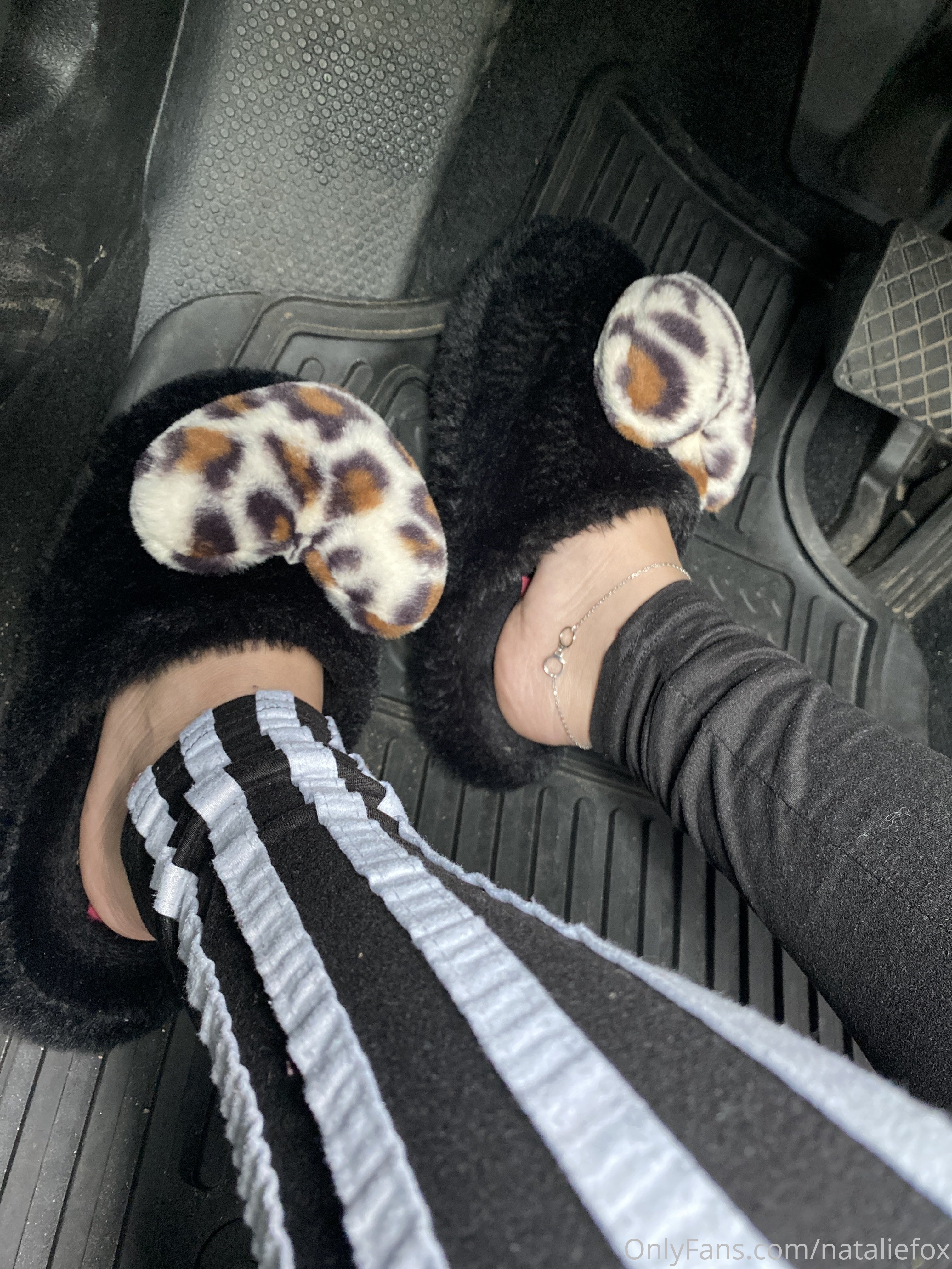 nataliefox feet photo 4