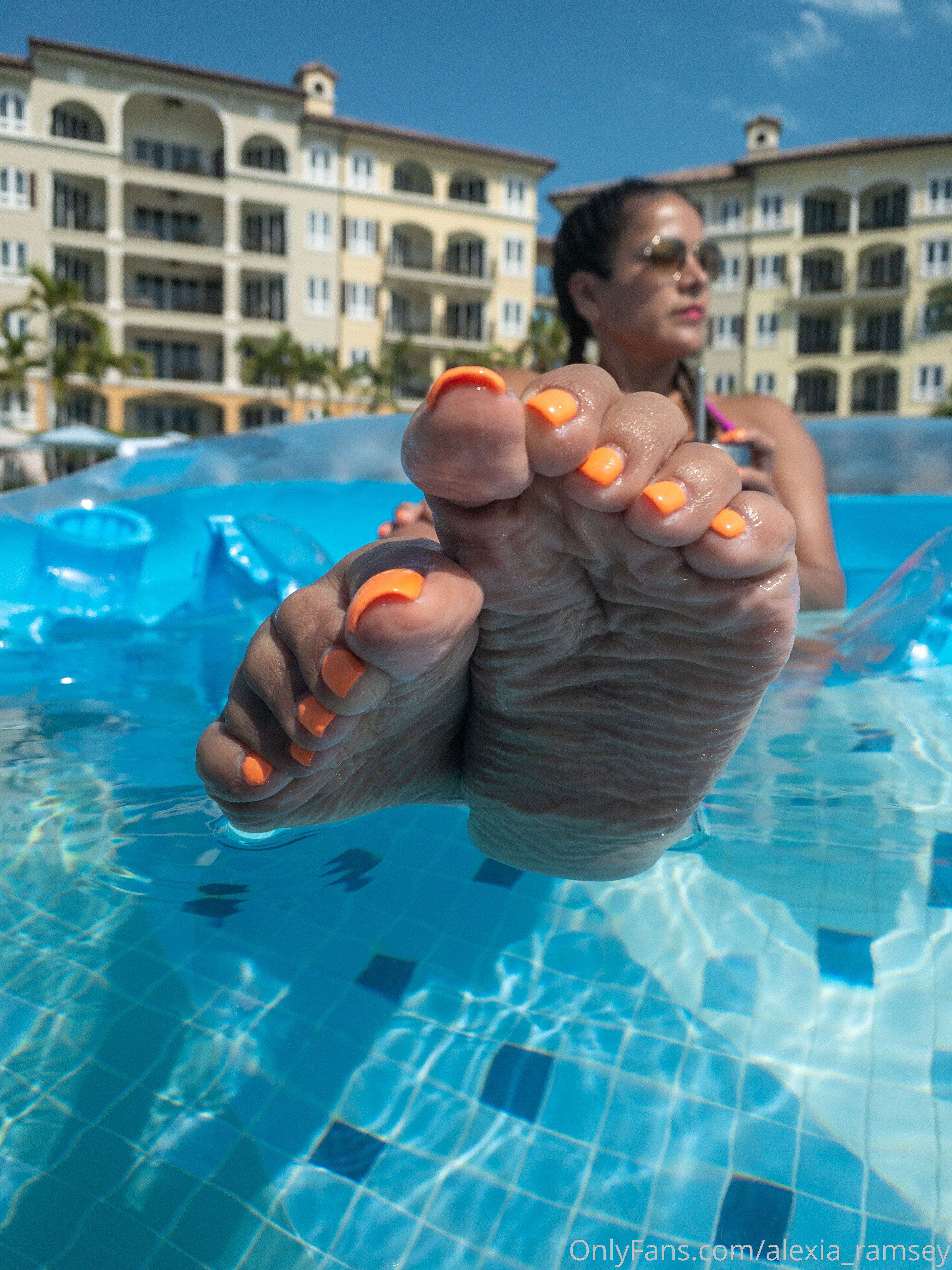 alexia_ramsey feet photo 23