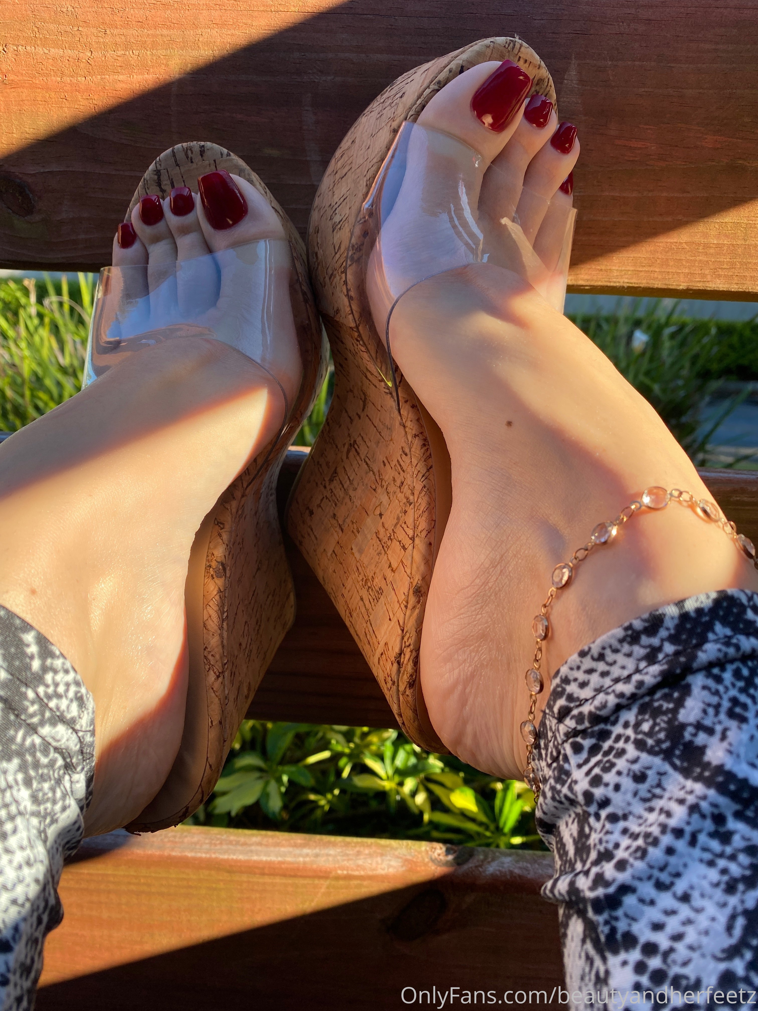 beautyandherfeetz feet photo 12