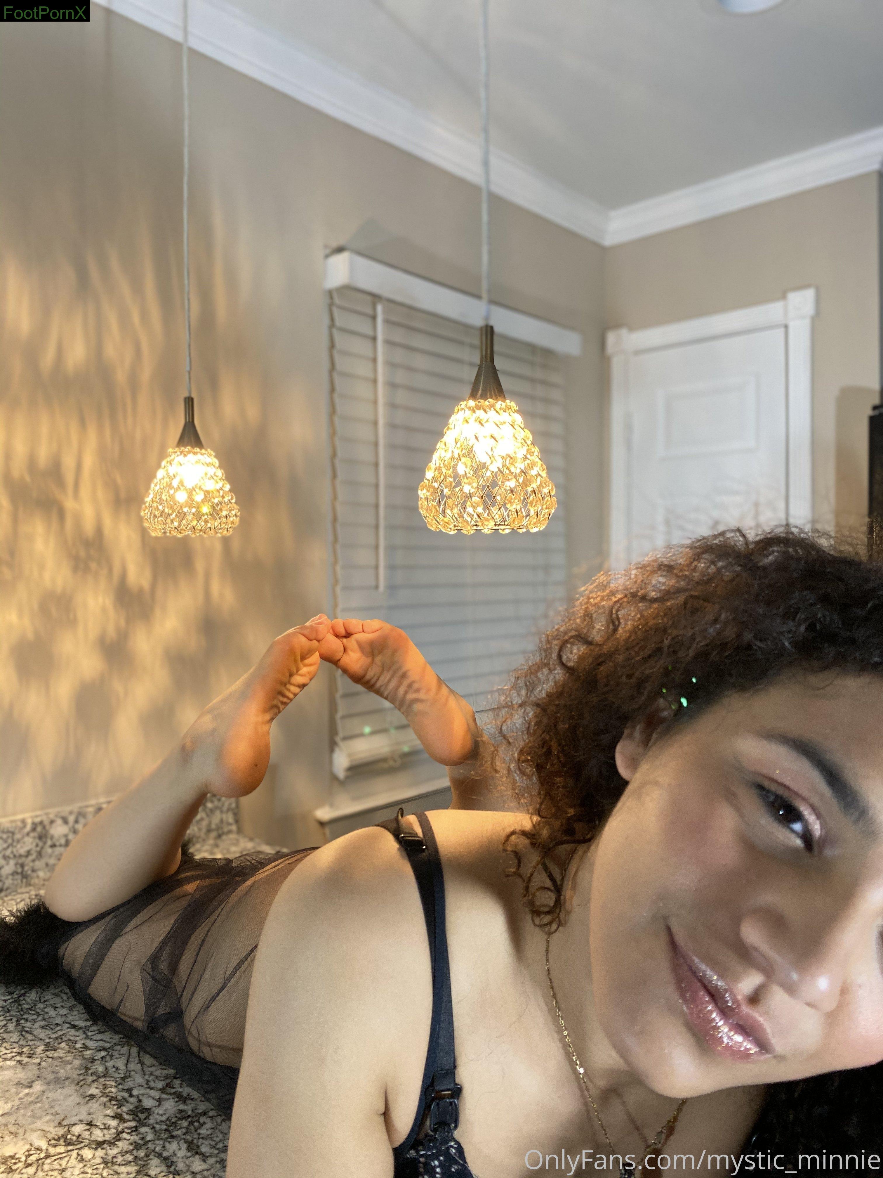 minnie_soles feet photo 23