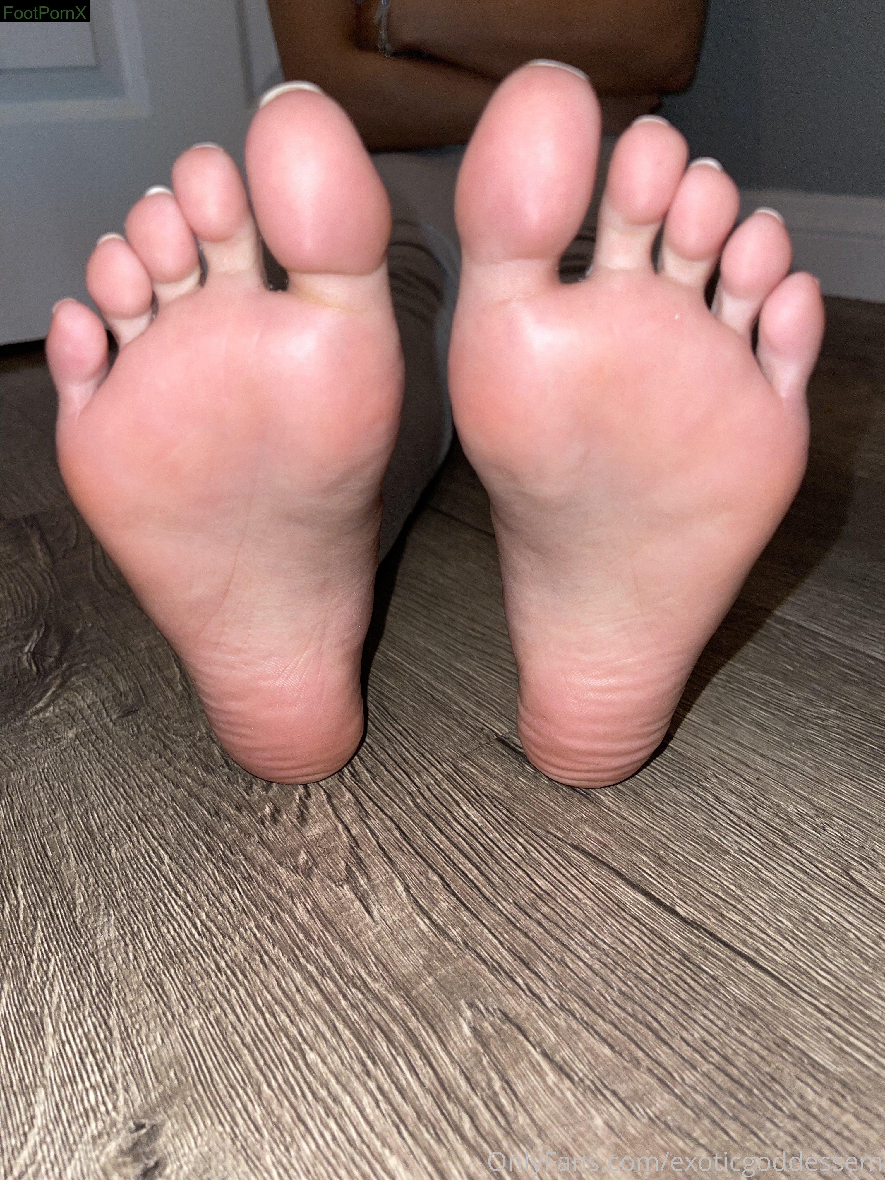 exoticgoddessem feet photo 9