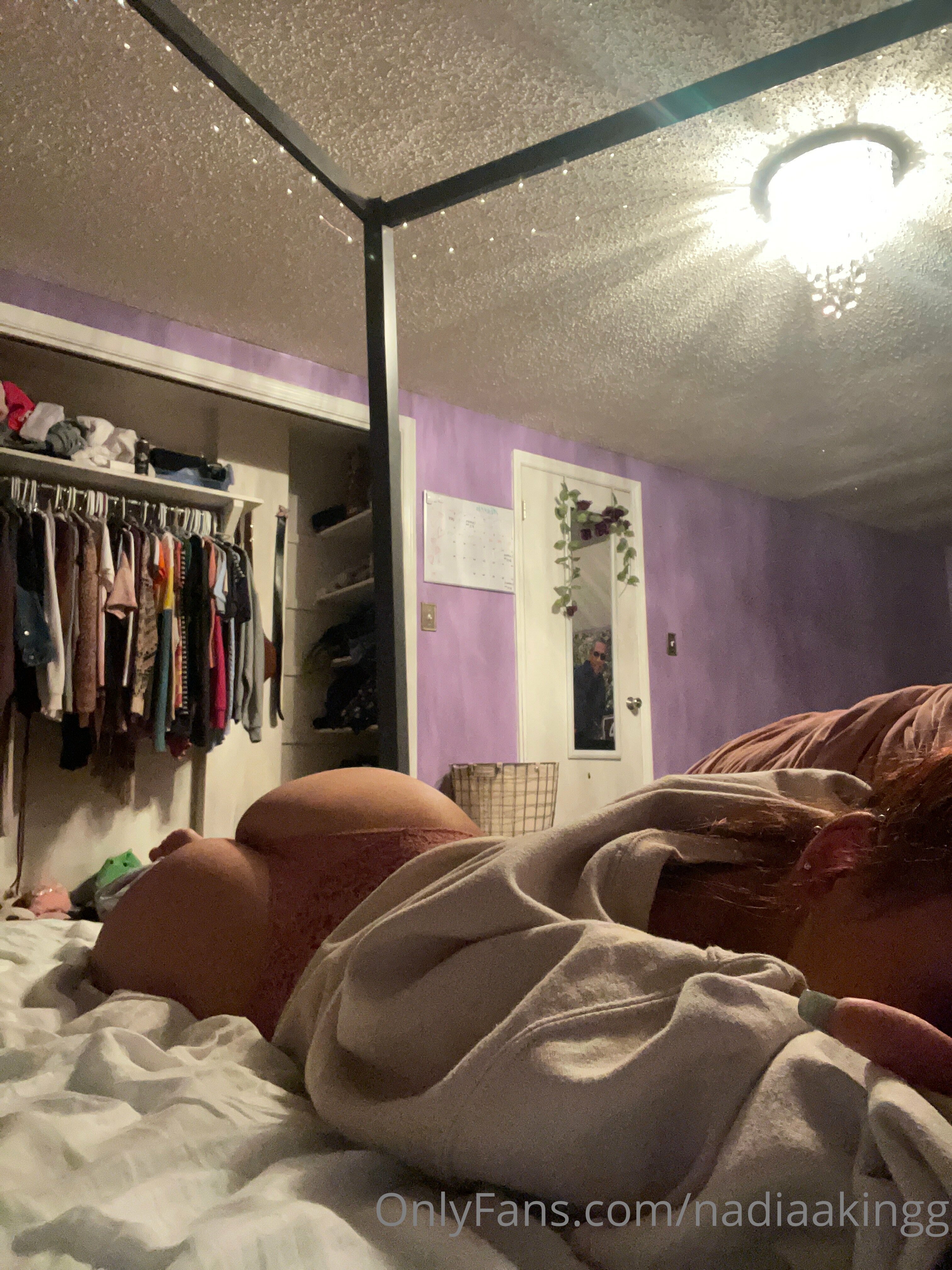 nadiaakingg feet photo 9