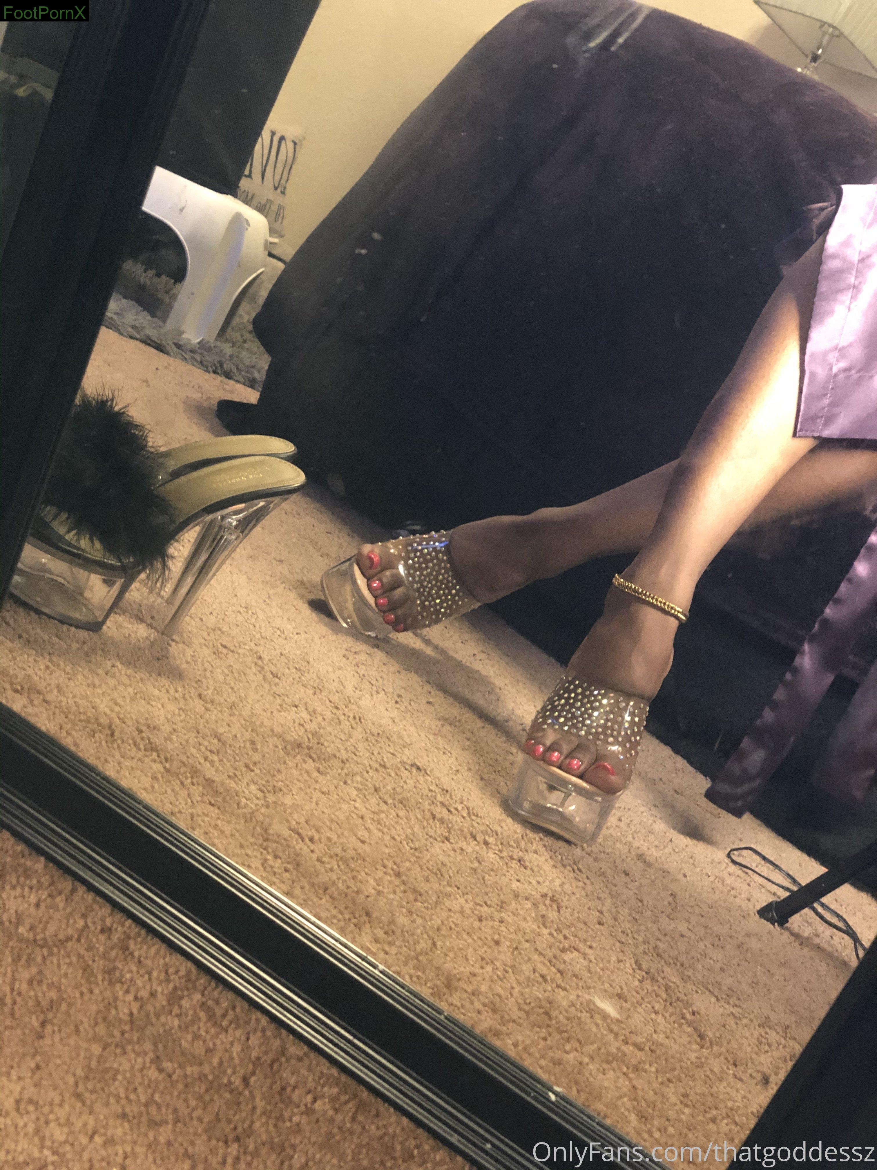 thatgoddessz feet photo 3