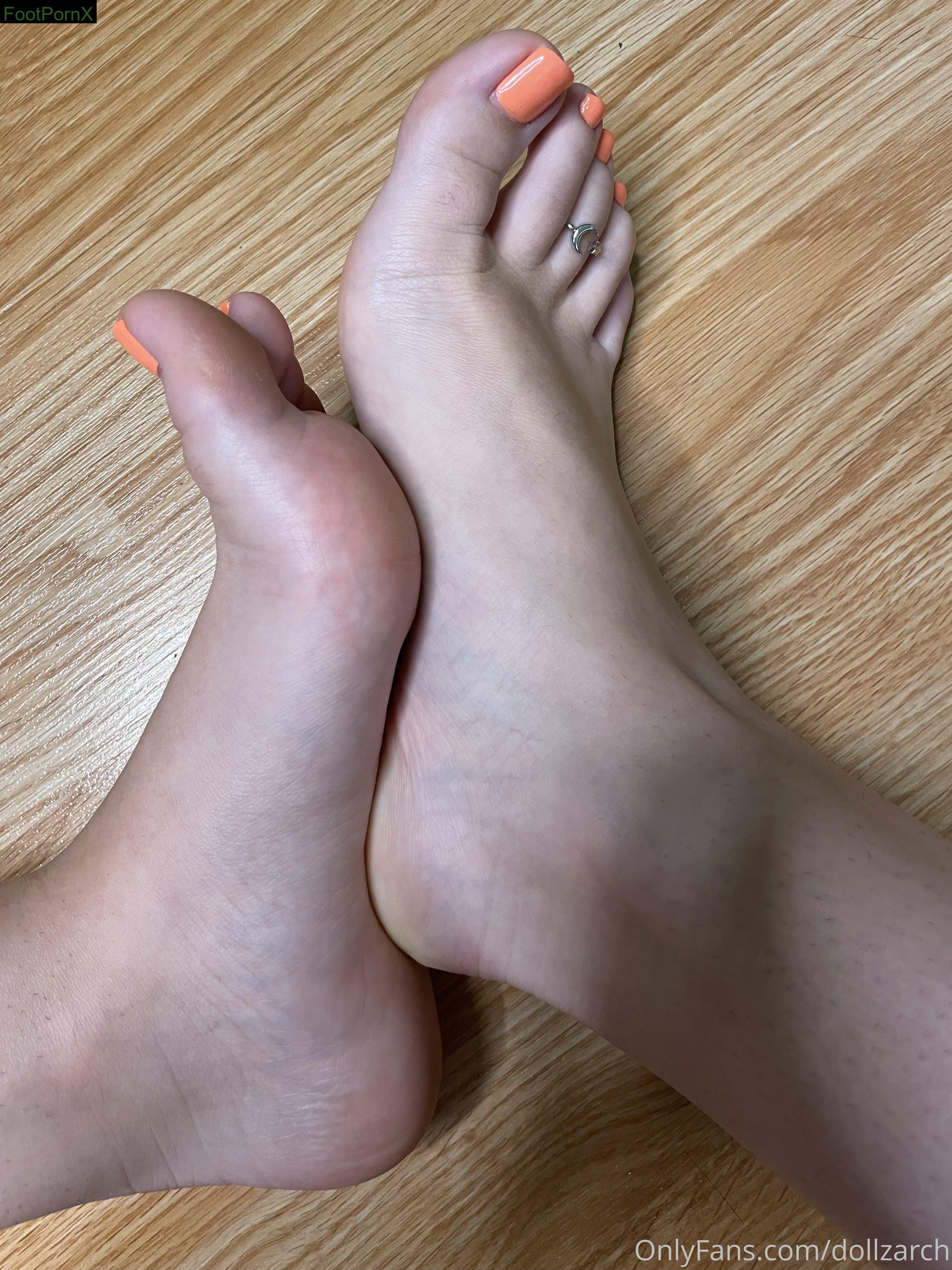 dollsarch feet photo 14