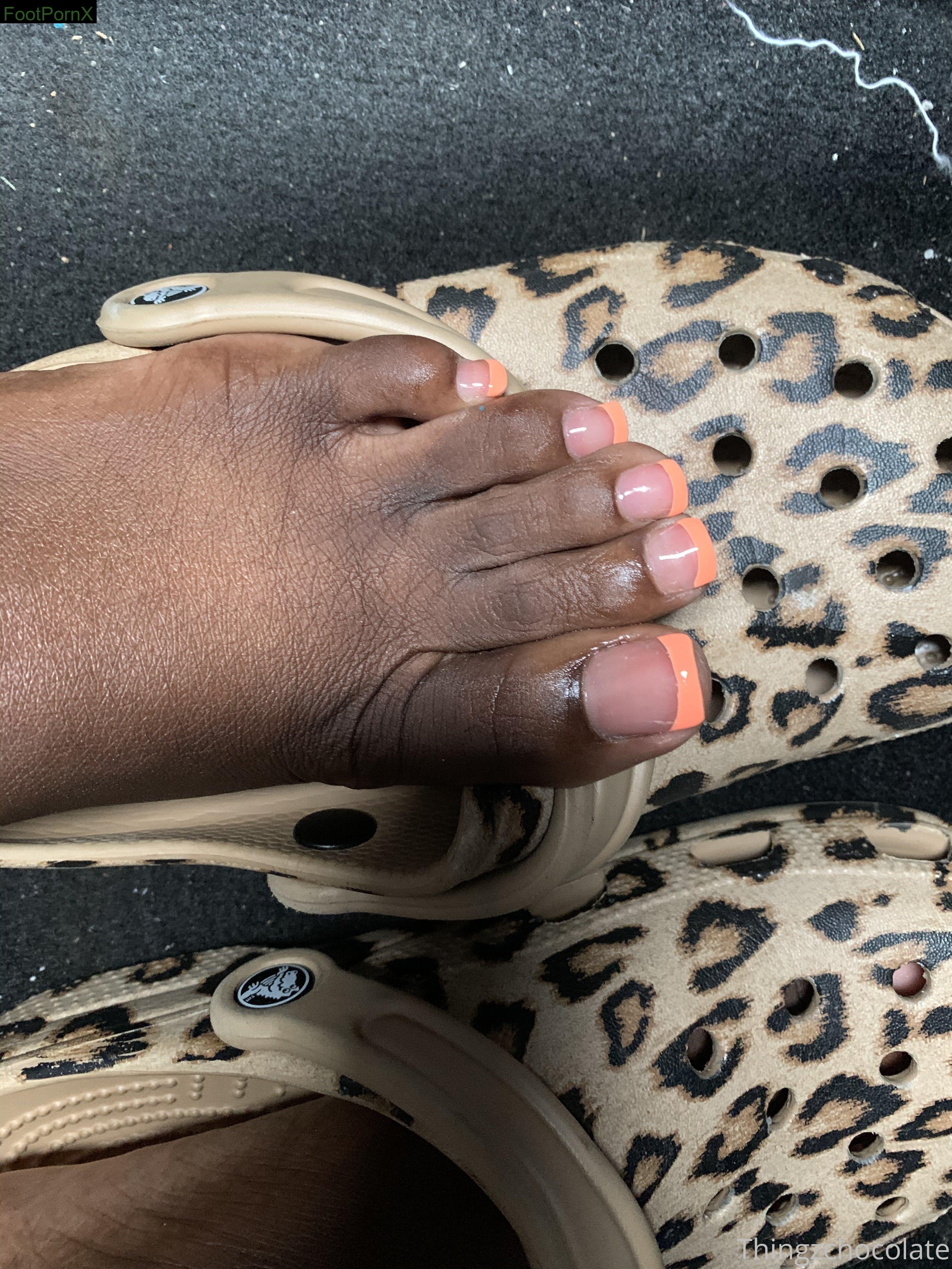 thingzchocolate feet photo 4