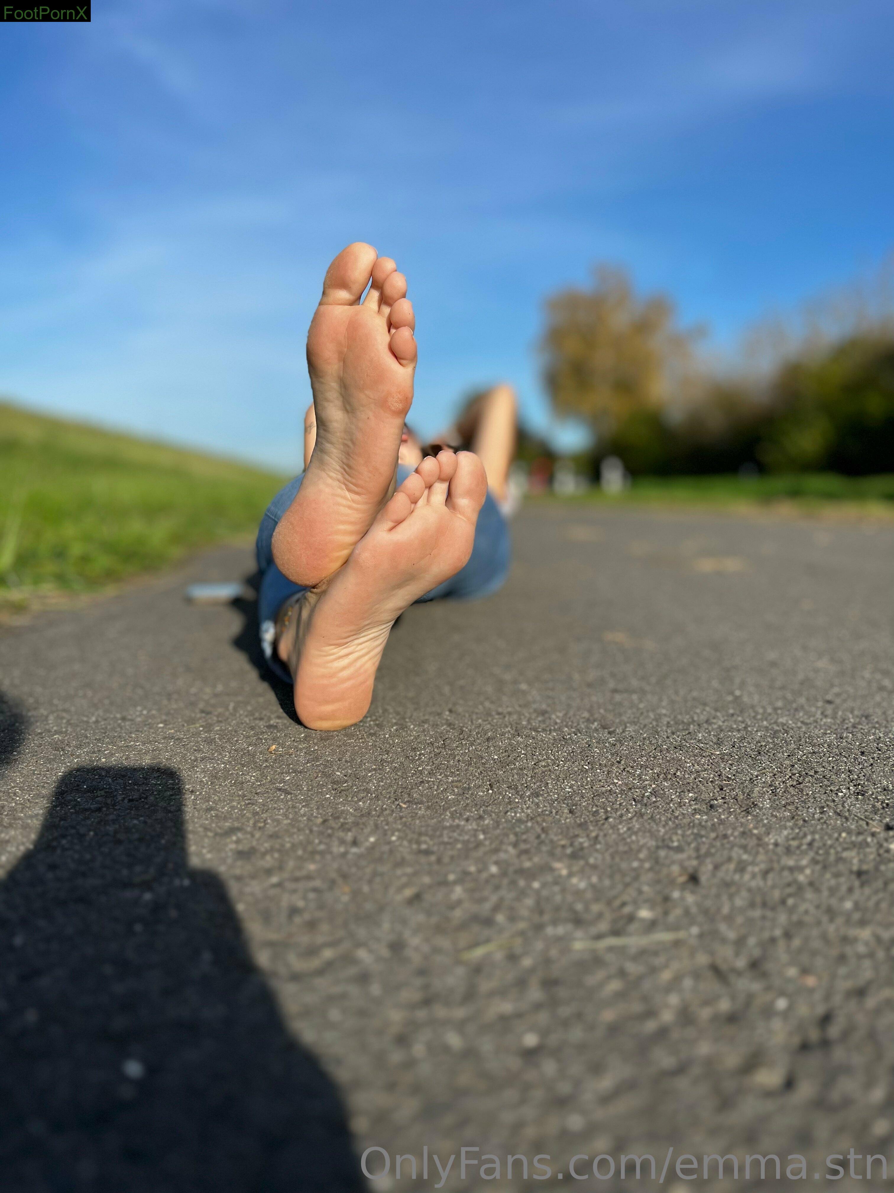 emma.stn feet photo 17