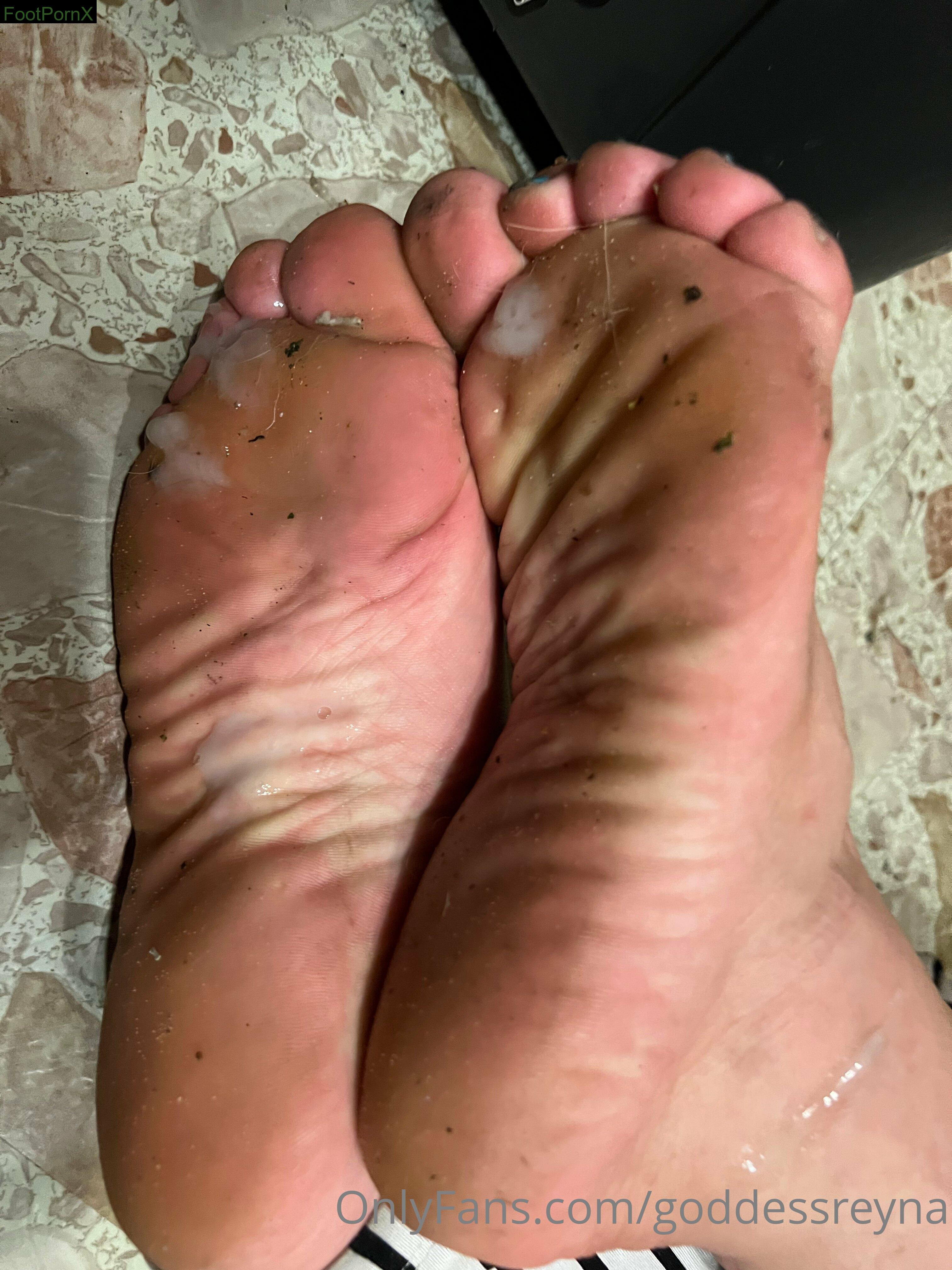 goddessreyna feet photo 15