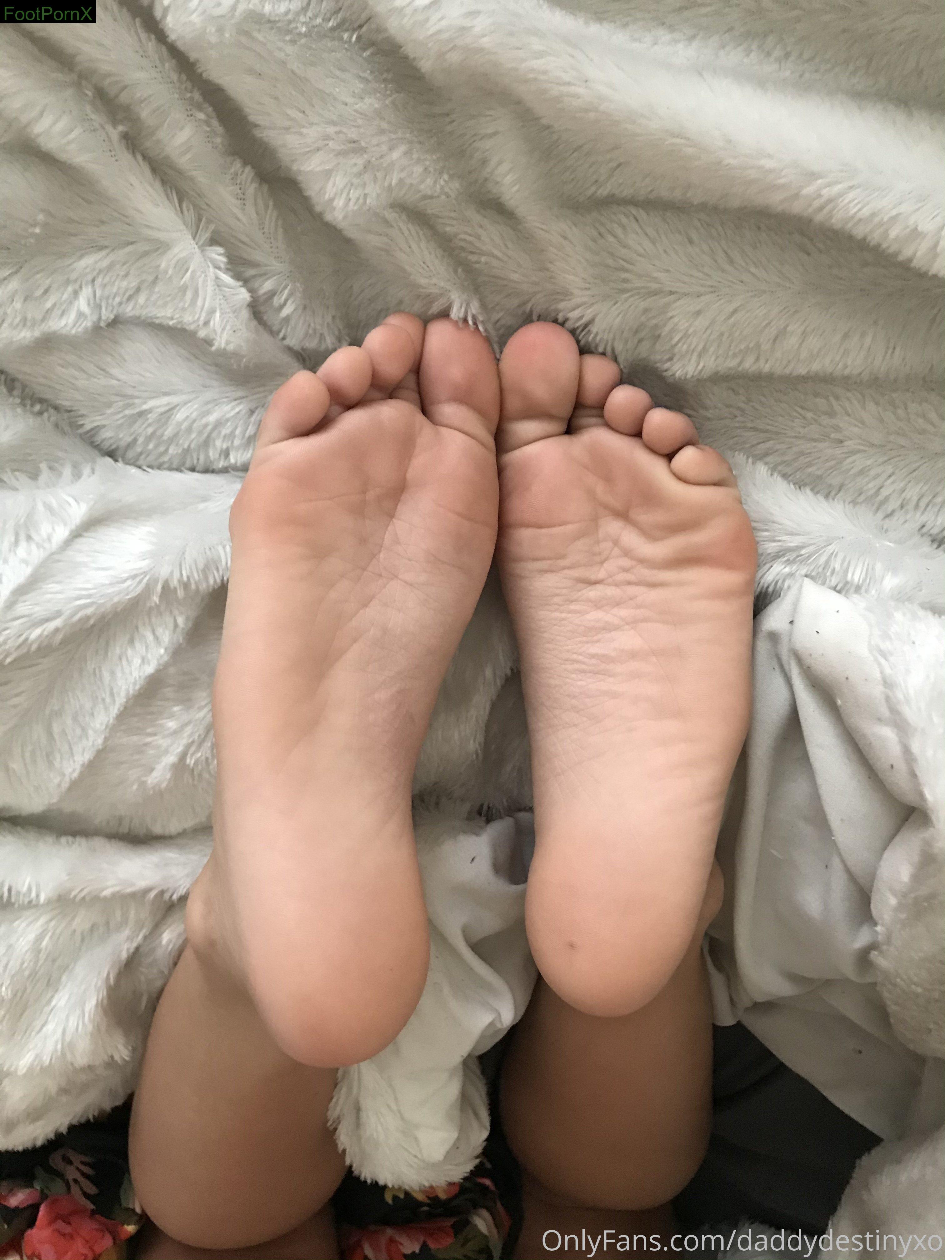 daddydestinyxo feet photo 11