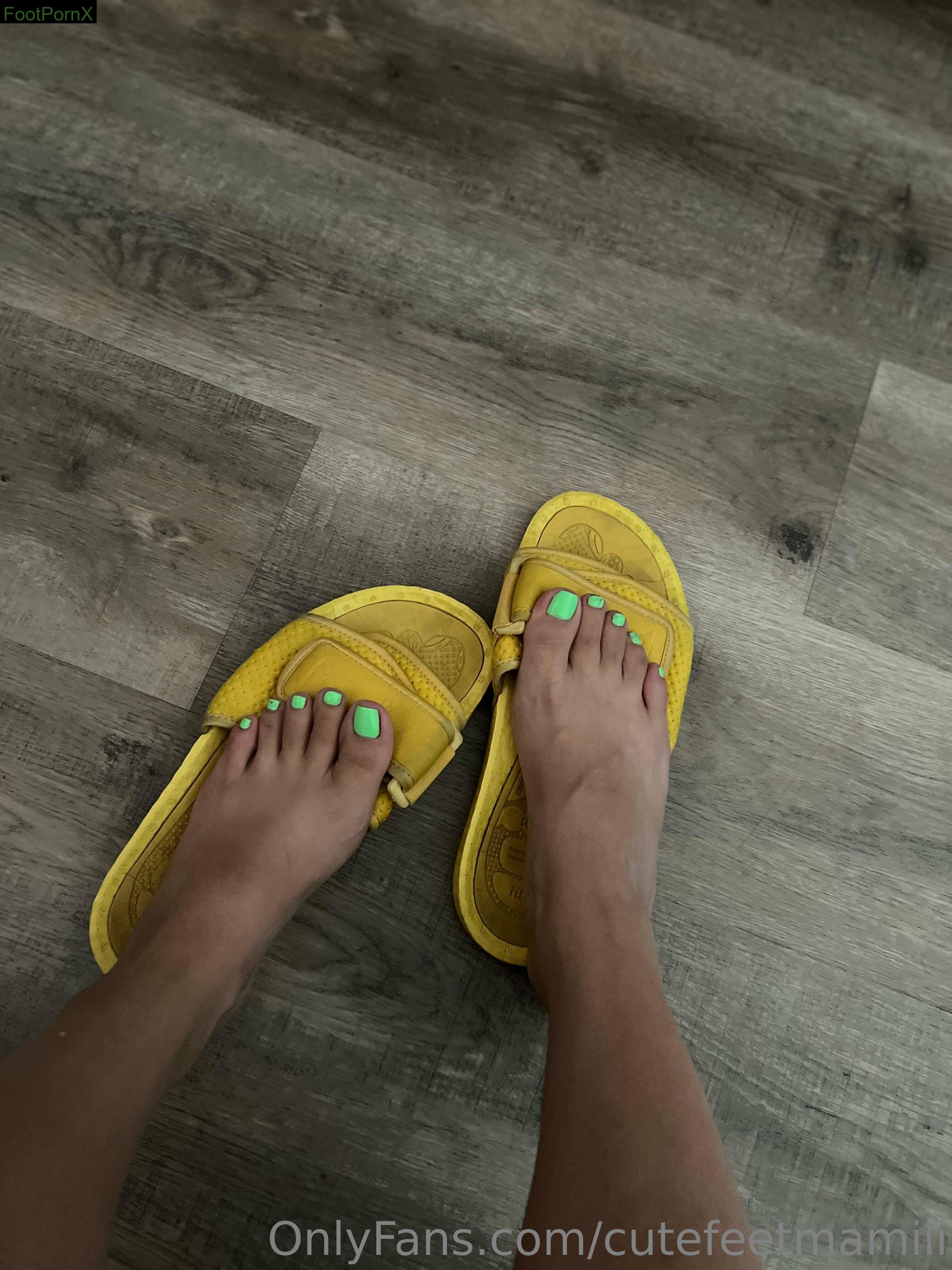cutefeetmamiii feet photo 24