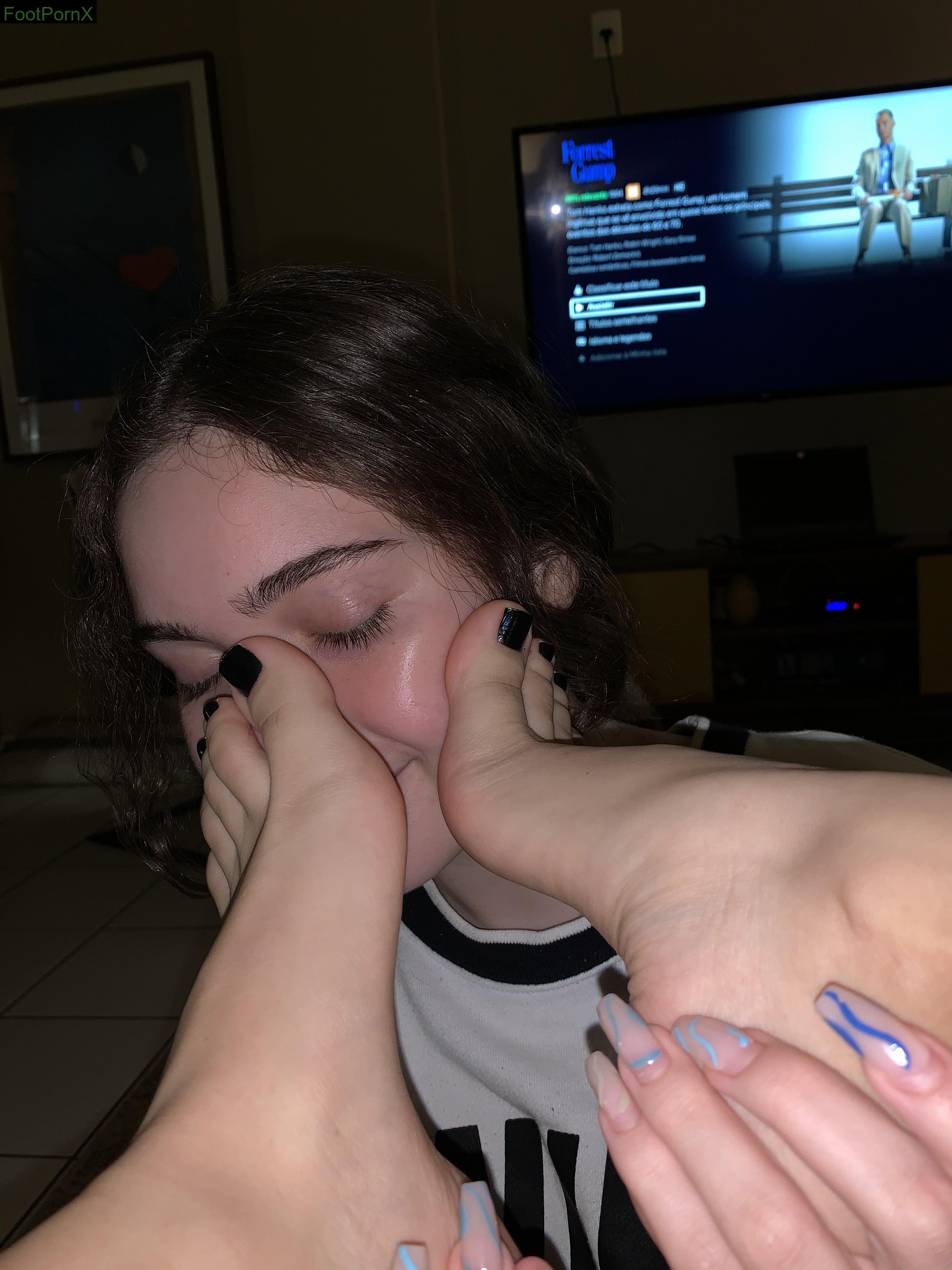 thecatbnny feet photo 7