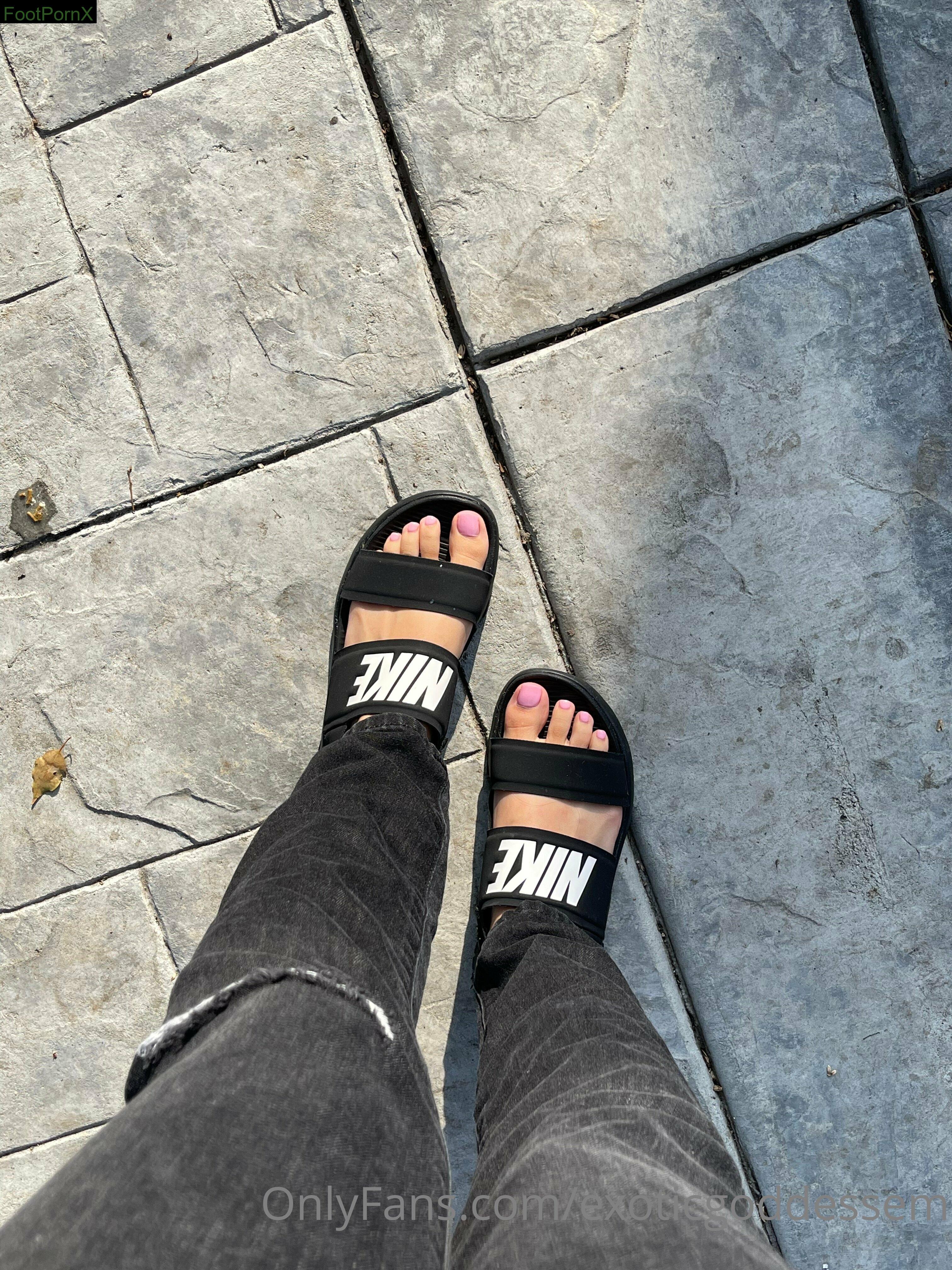 exoticgoddessem feet photo 1