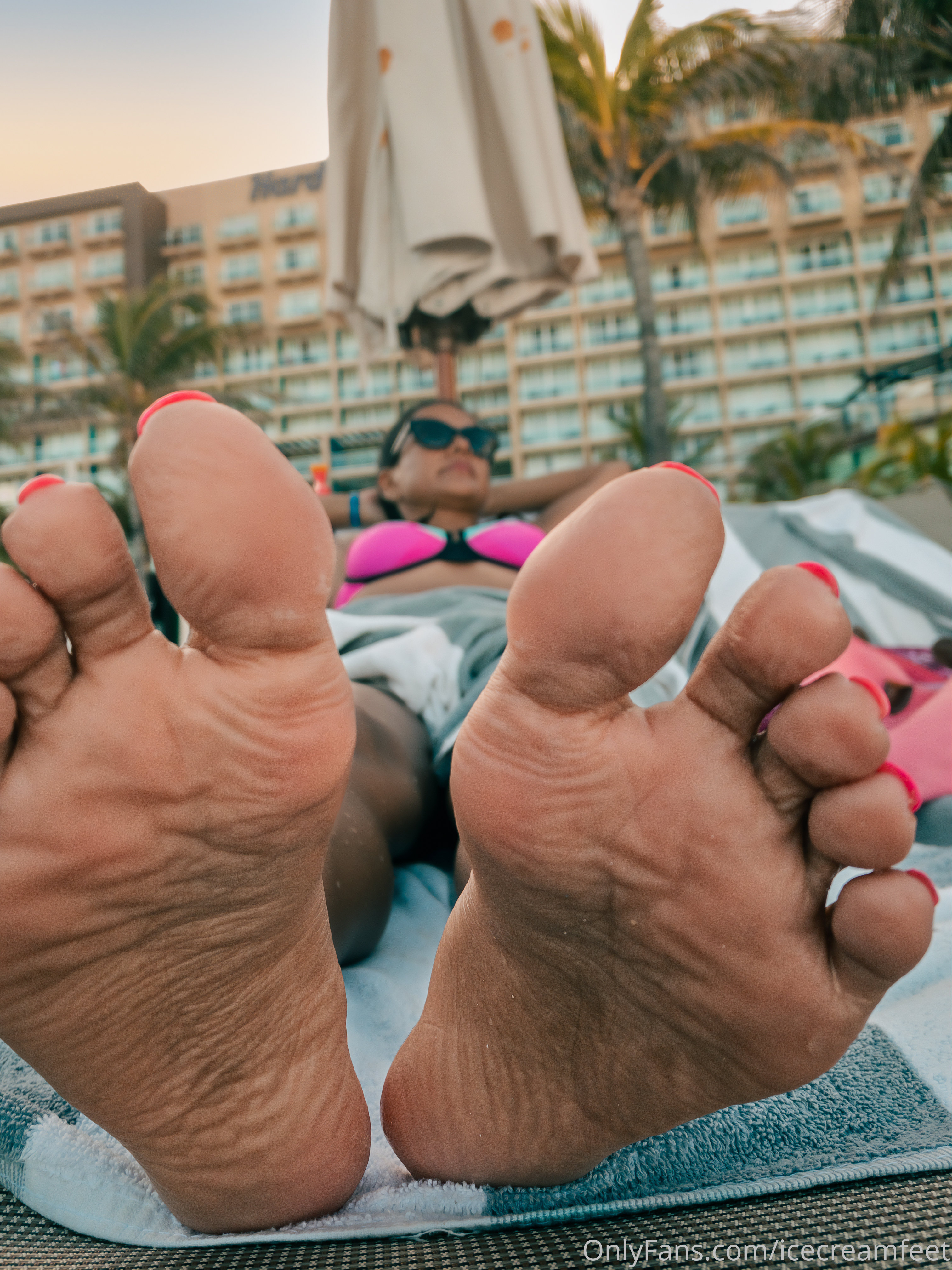 alexia_ramsey feet photo 13