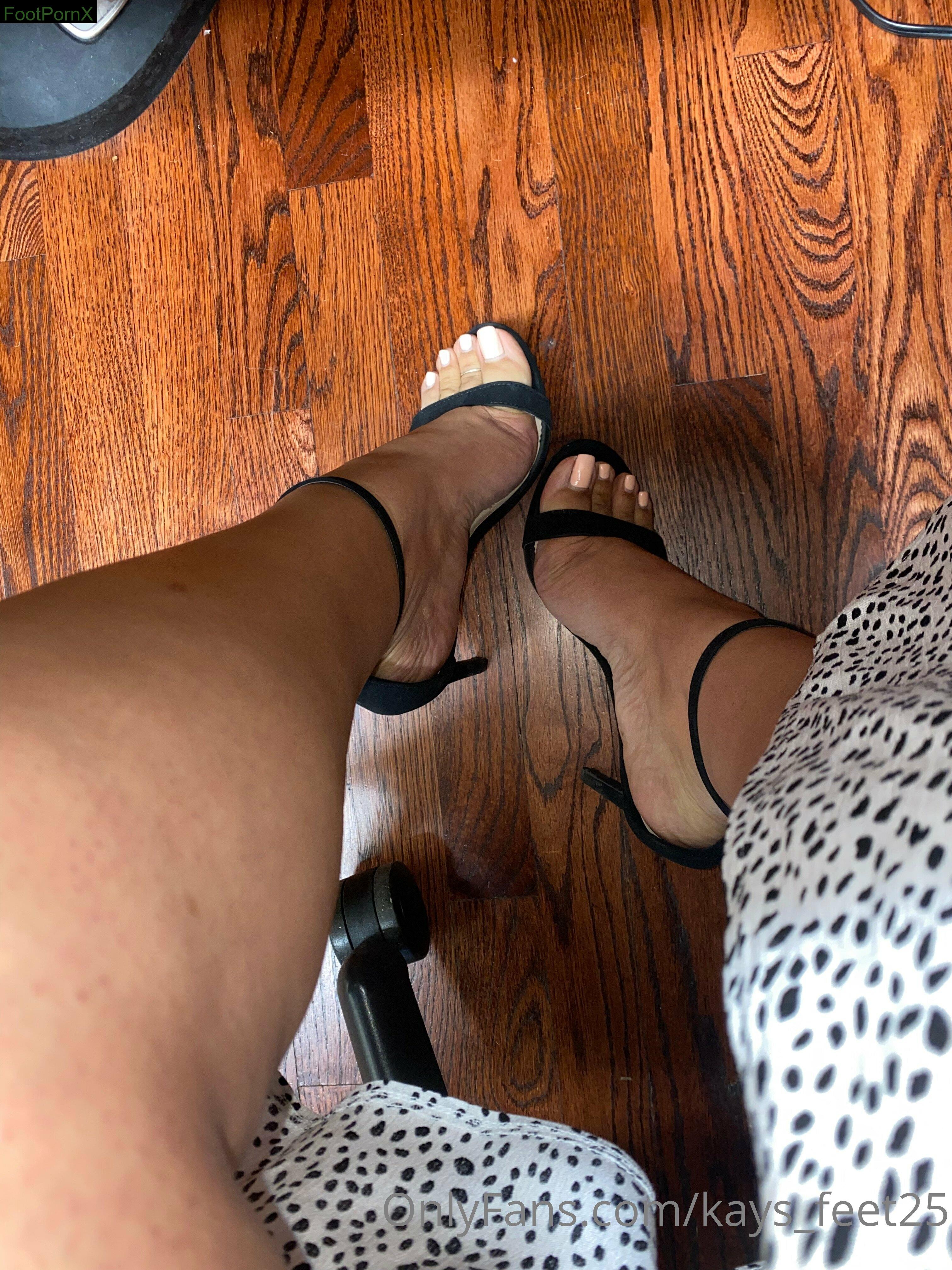 kays_feet25 feet photo 5