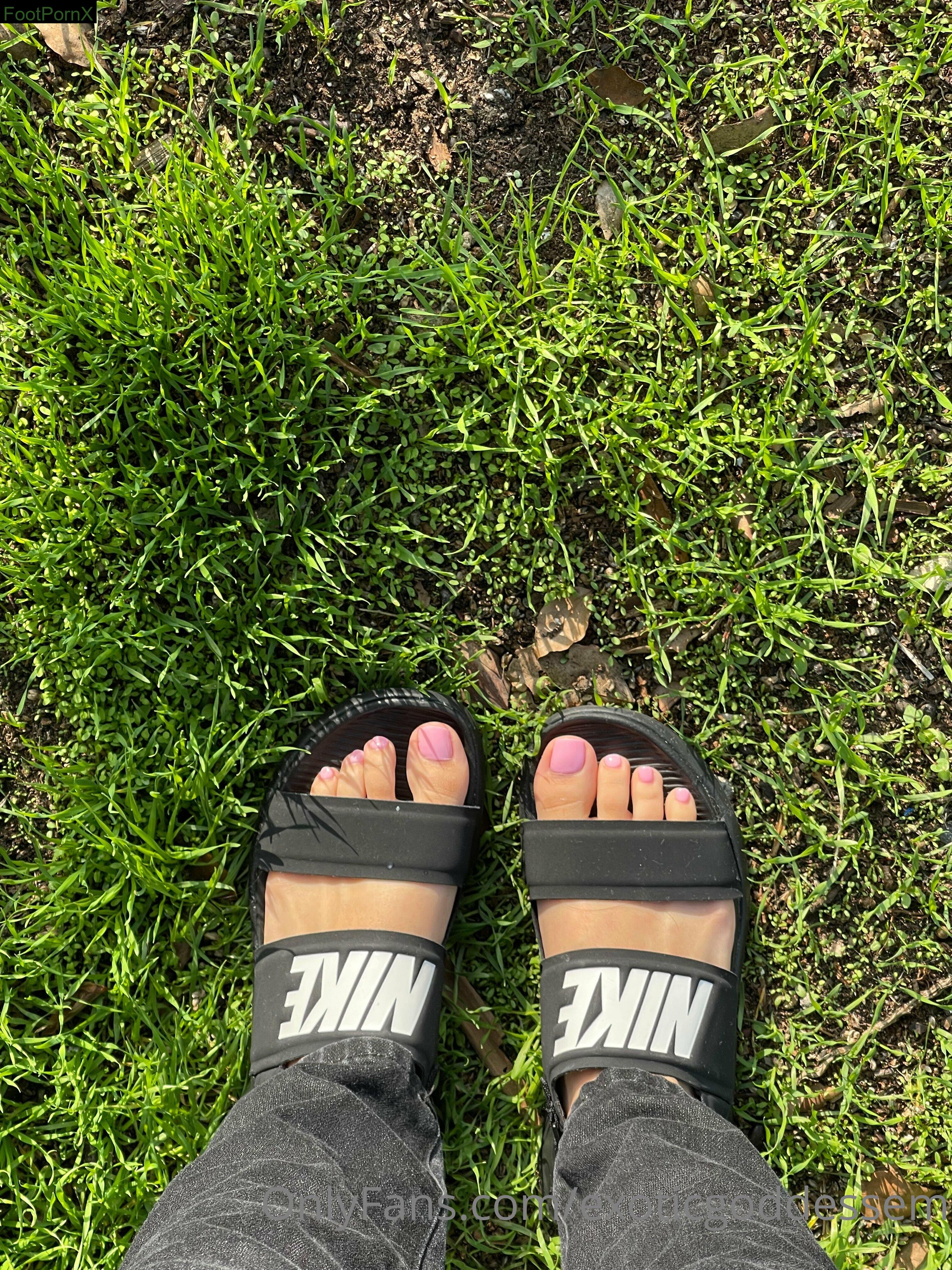 exoticgoddessem feet photo 2