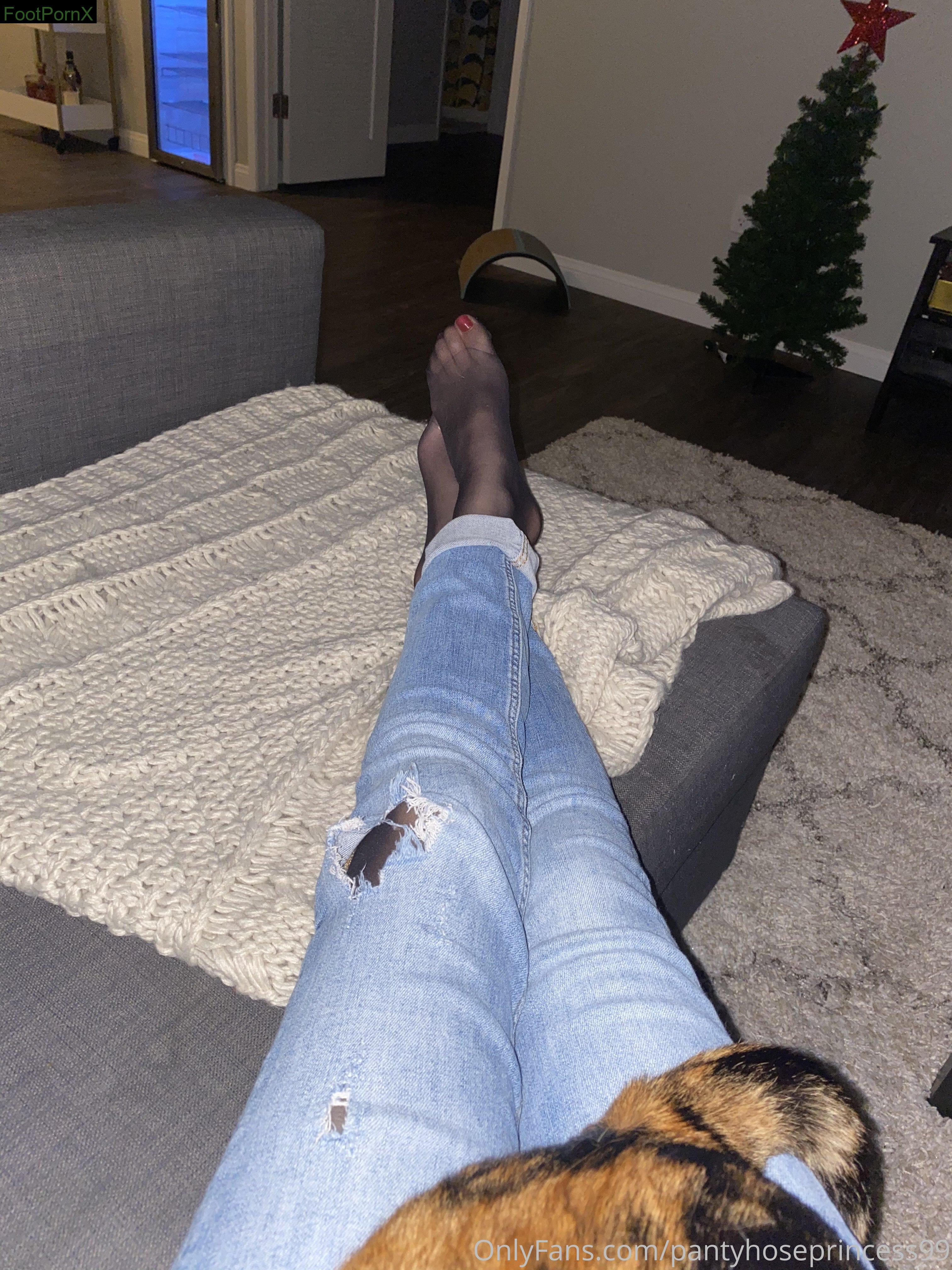 pantyhose_princess99 feet photo 11