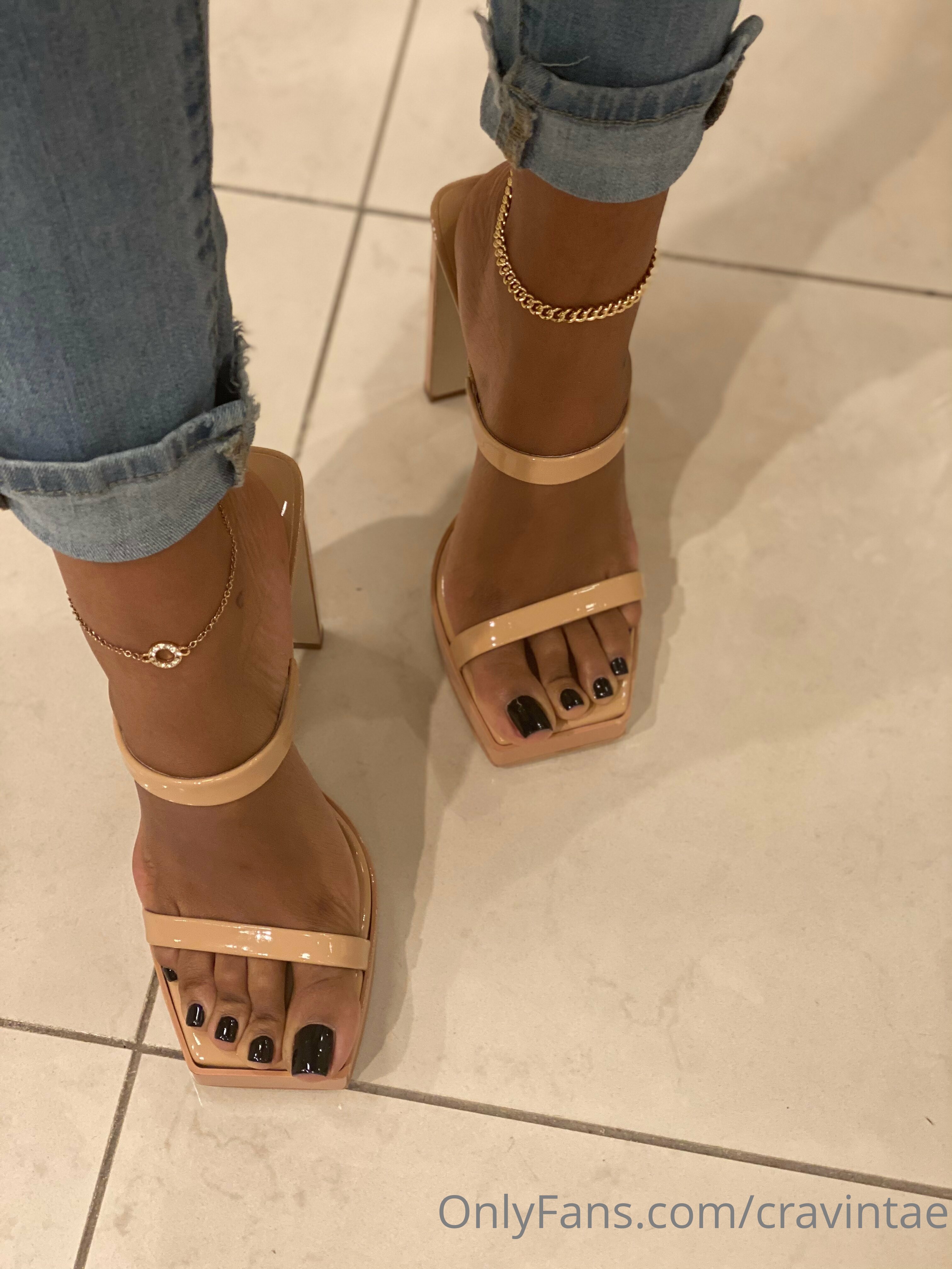 cravintae feet photo 16