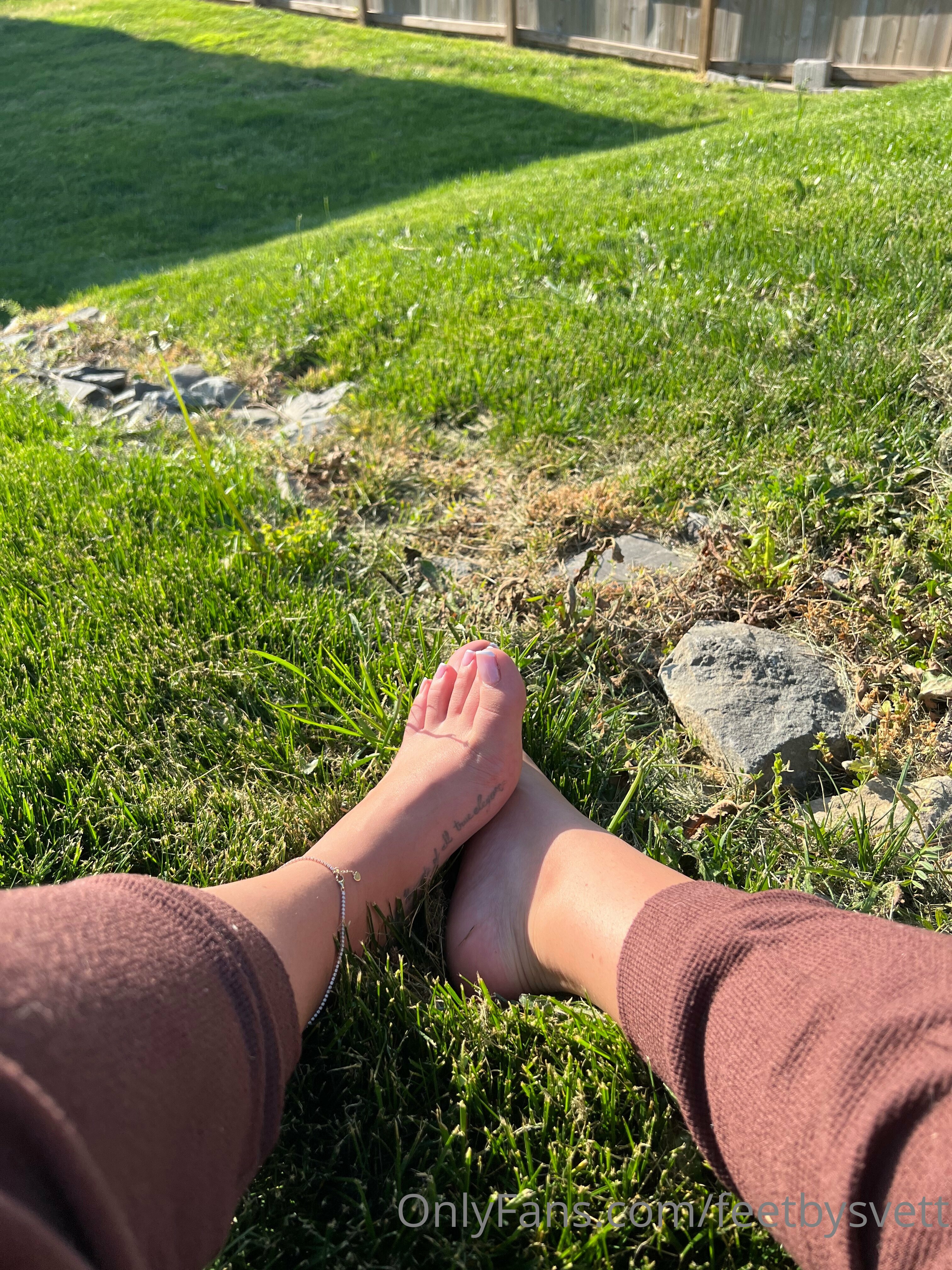 feetbysvett feet photo 2