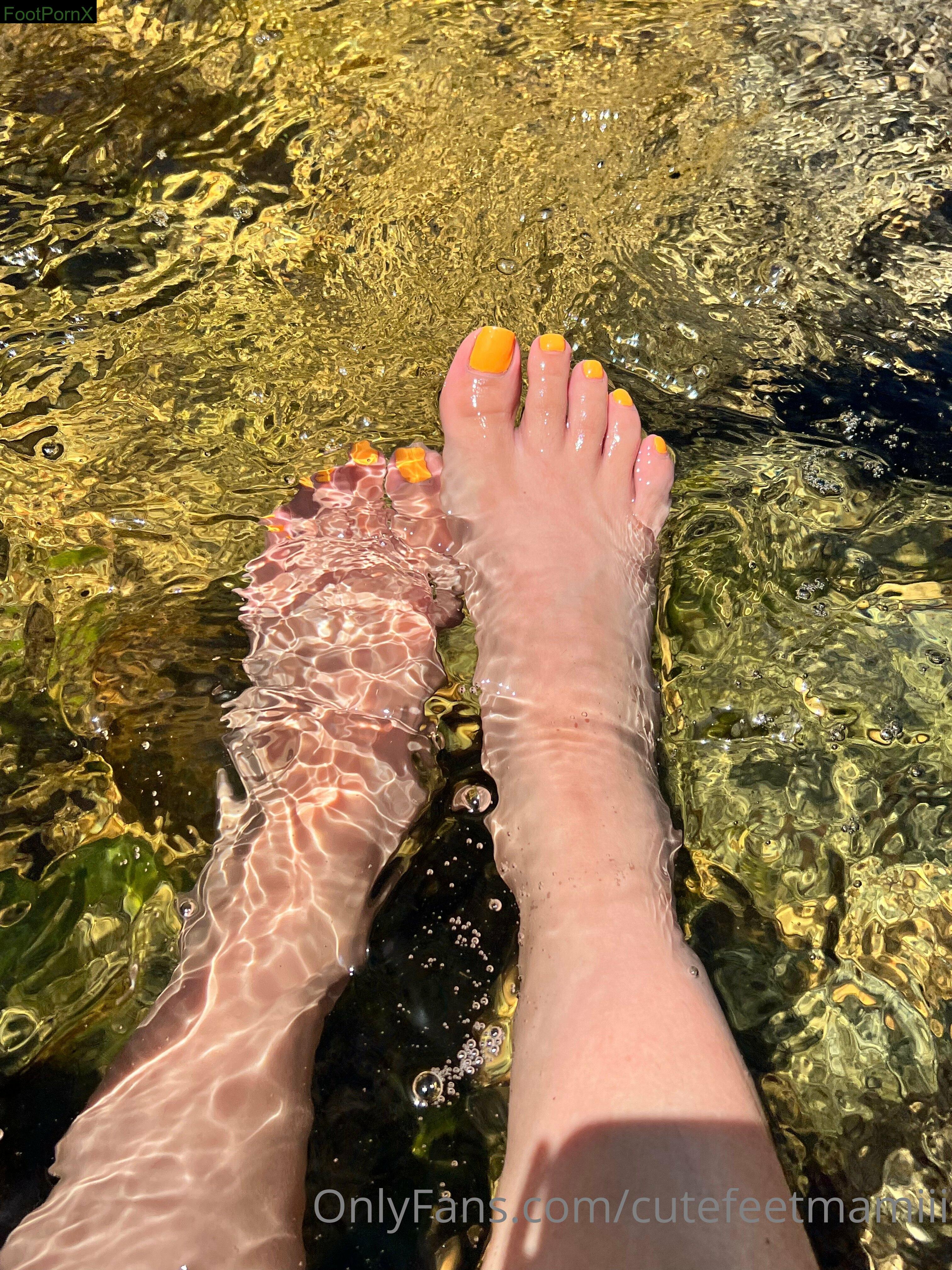 cutefeetmamiii feet photo 19