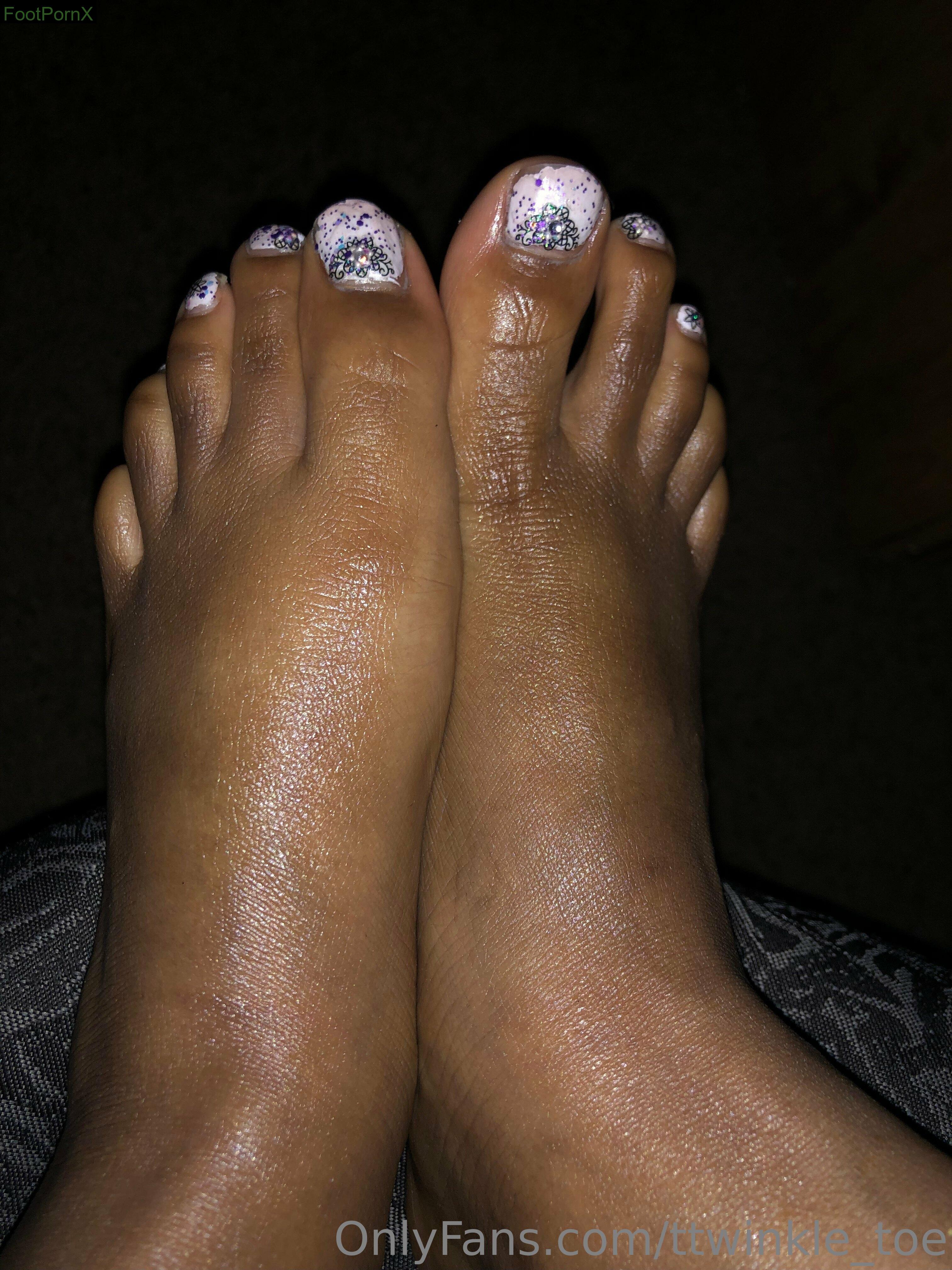 ttwinkle_toe feet photo 4