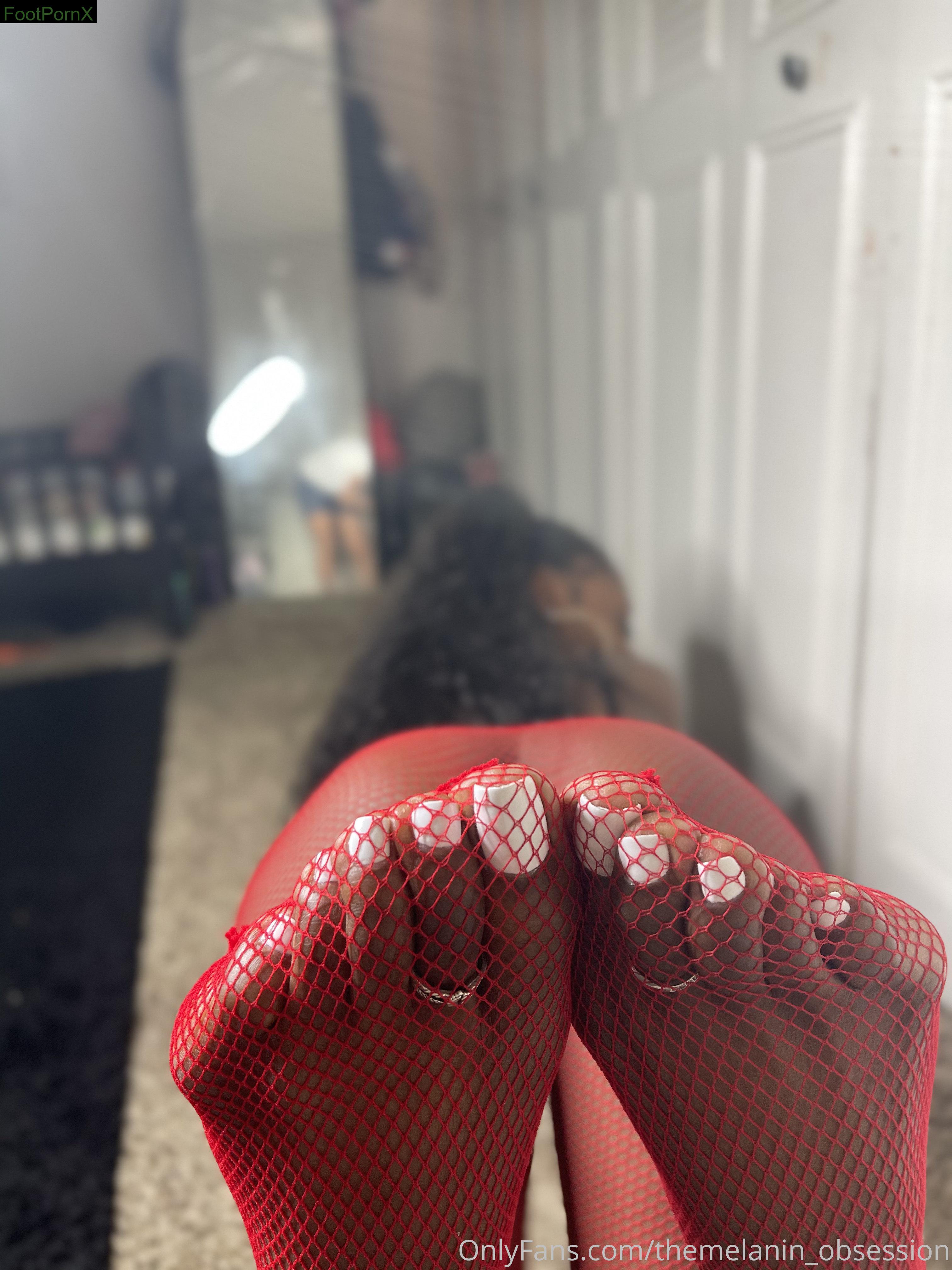 themelanin_obsession feet photo 23