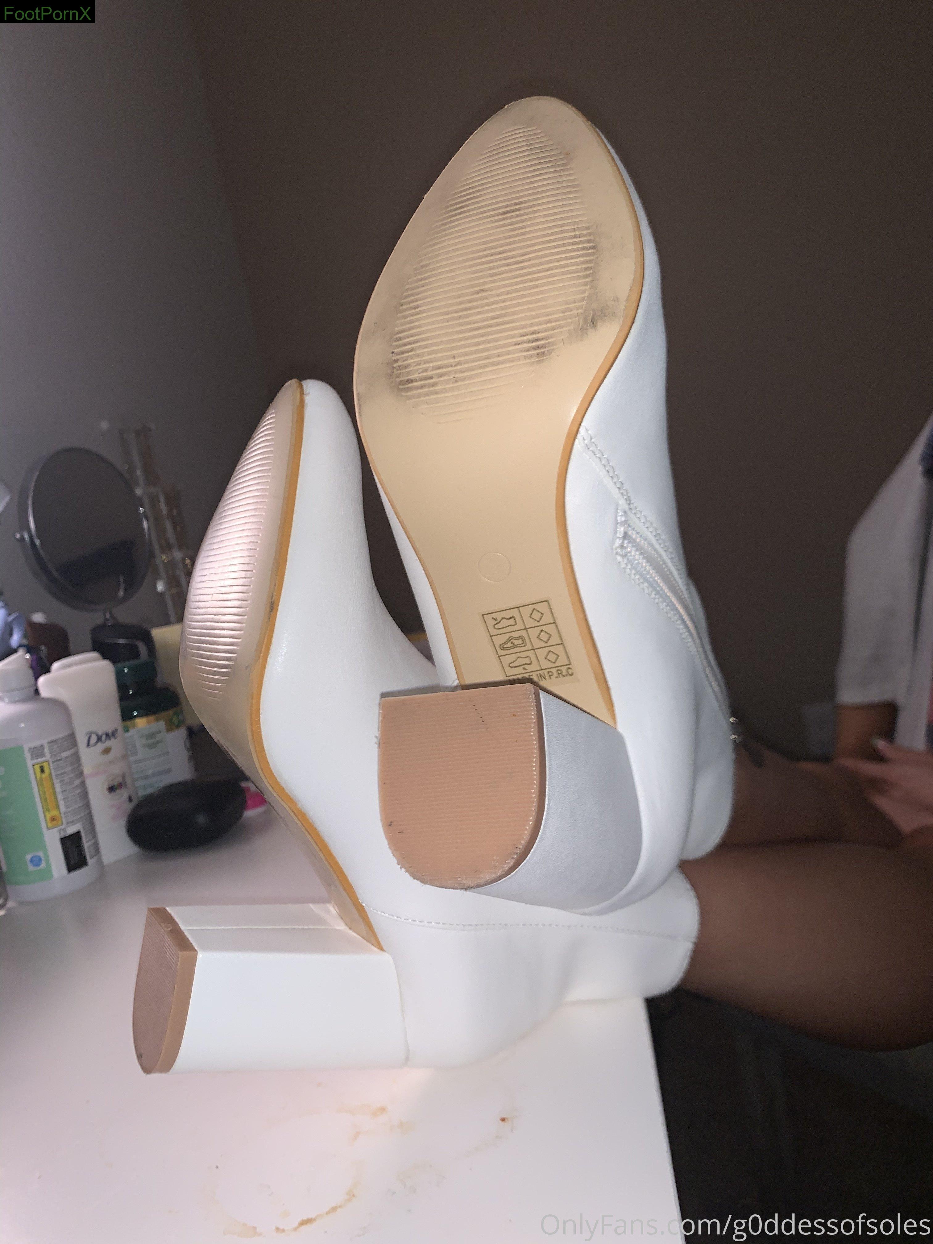 g0ddessofsoles feet photo 17